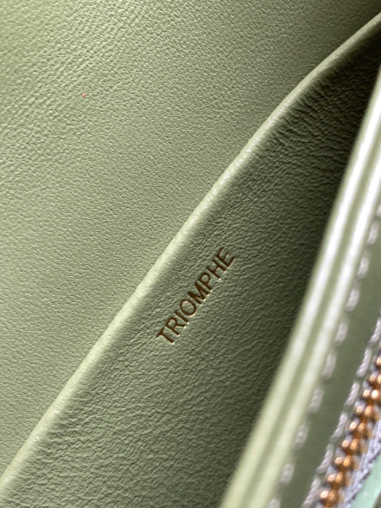 TEEN BESACE TRIOMPHE 18.5 CUIR DE VEAU VERT KAKI