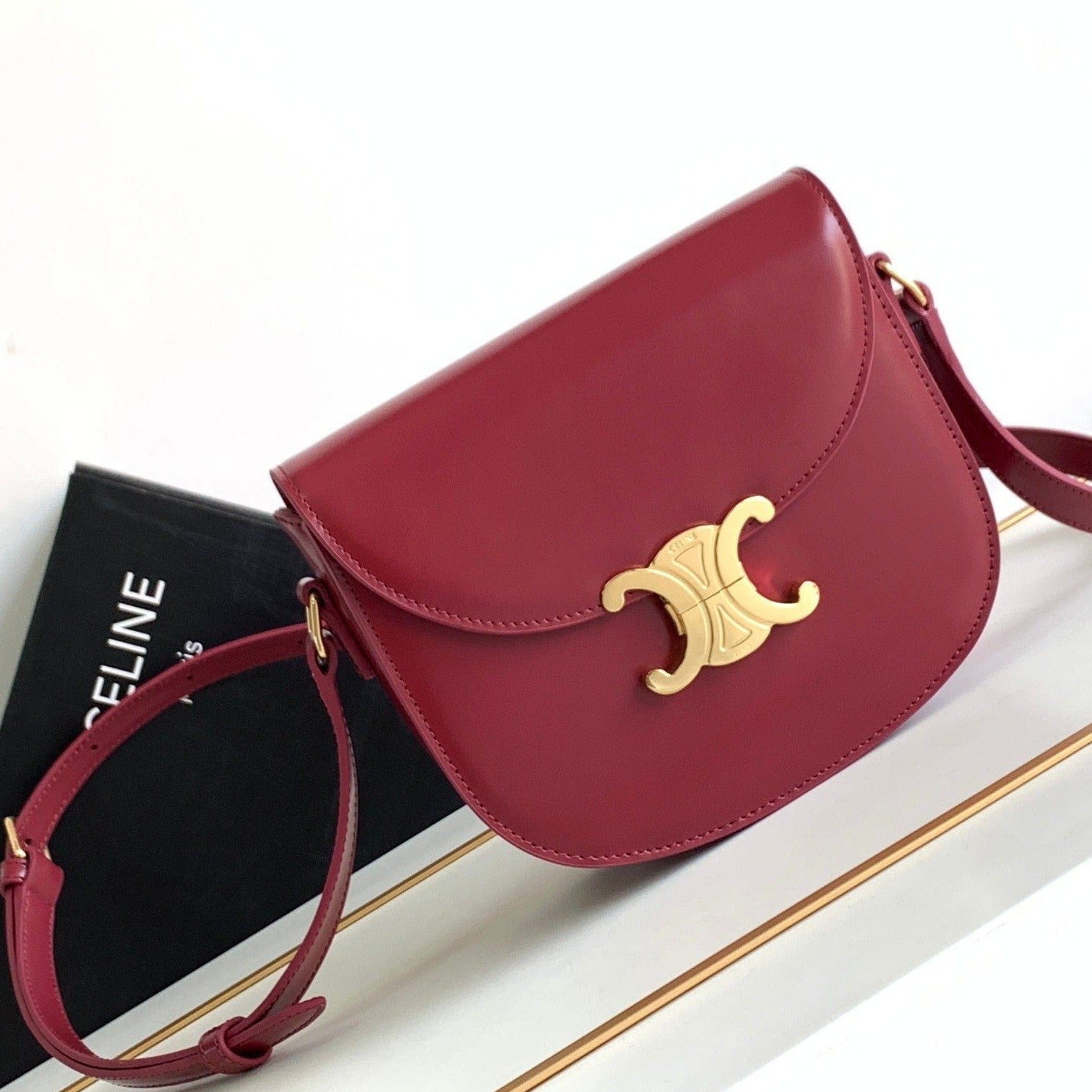 TEEN BESACE TRIOMPHE 18.5 CUIR DE VEAU ROUGE FONCÉ