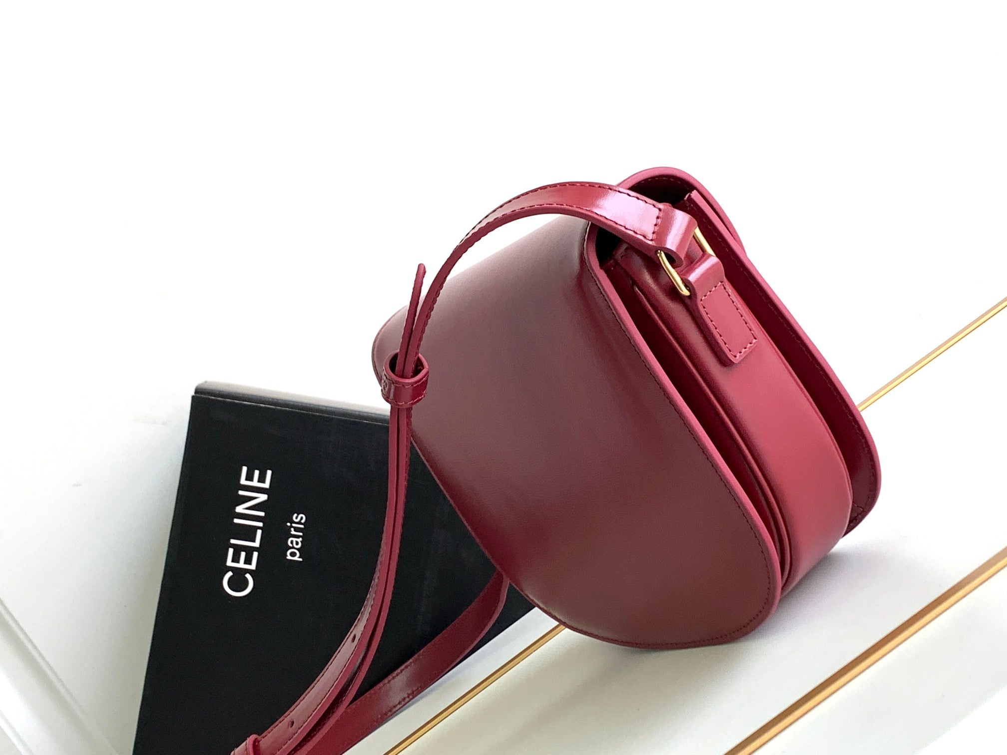 TEEN BESACE TRIOMPHE 18.5 CUIR DE VEAU ROUGE FONCÉ