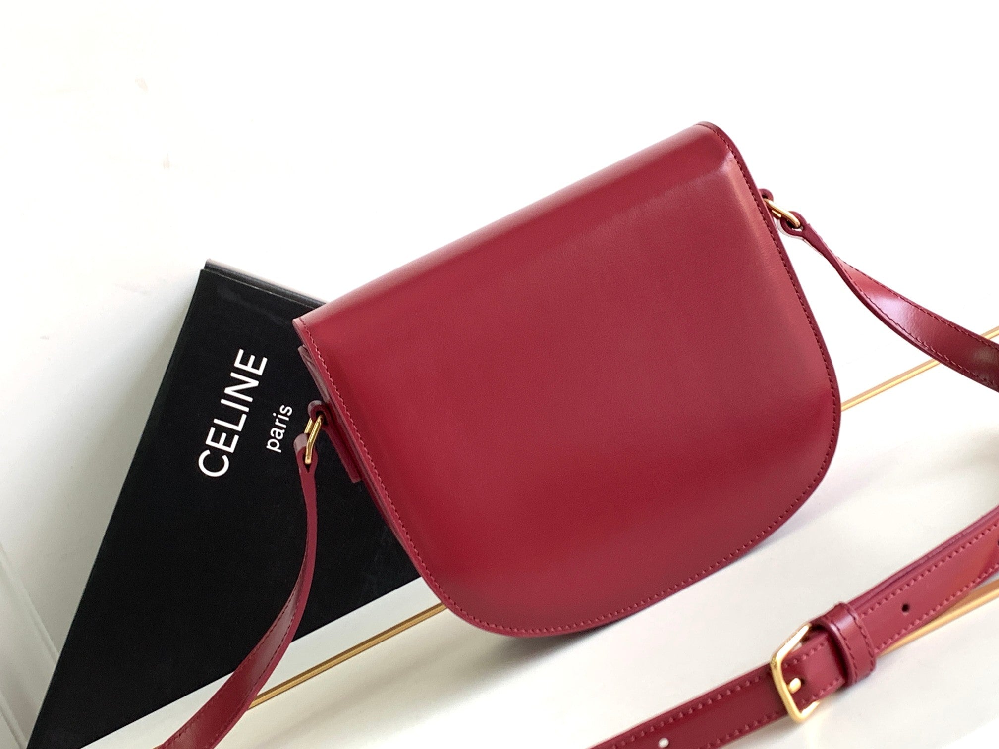 TEEN BESACE TRIOMPHE 18.5 CUIR DE VEAU ROUGE FONCÉ