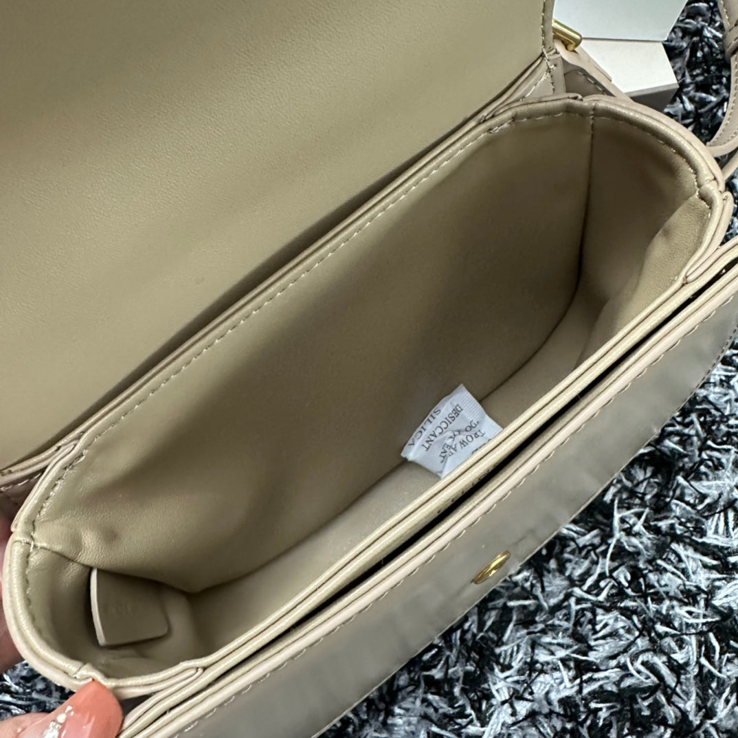 BESACE TRIPHOME 17 CUIR DE VEAU BEIGE CRÈME