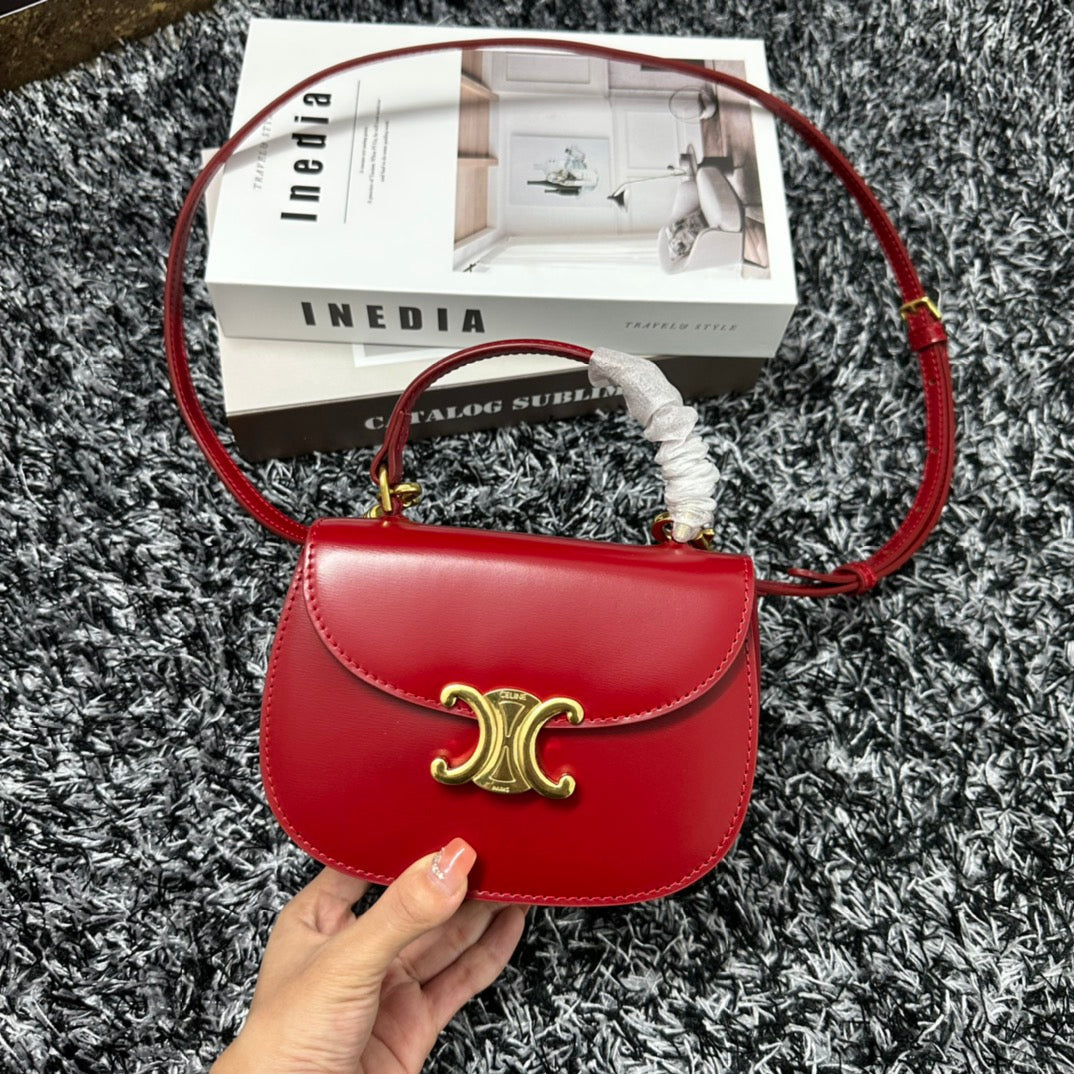BESACE TRIPHOME 17 CUIR DE VEAU ROUGE CERISE