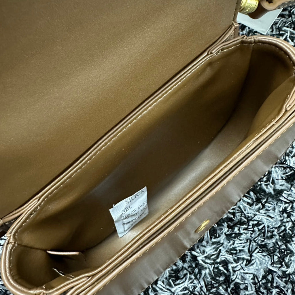 BESACE TRIPHOME 17 CUIR DE VEAU MARRON CARAMEL