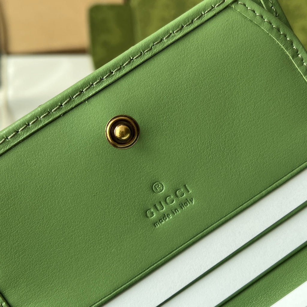PORTEFEUILLE MATELASSÉ MARMONT 11 EN CUIR D'AGNEAU VERT CLAIR