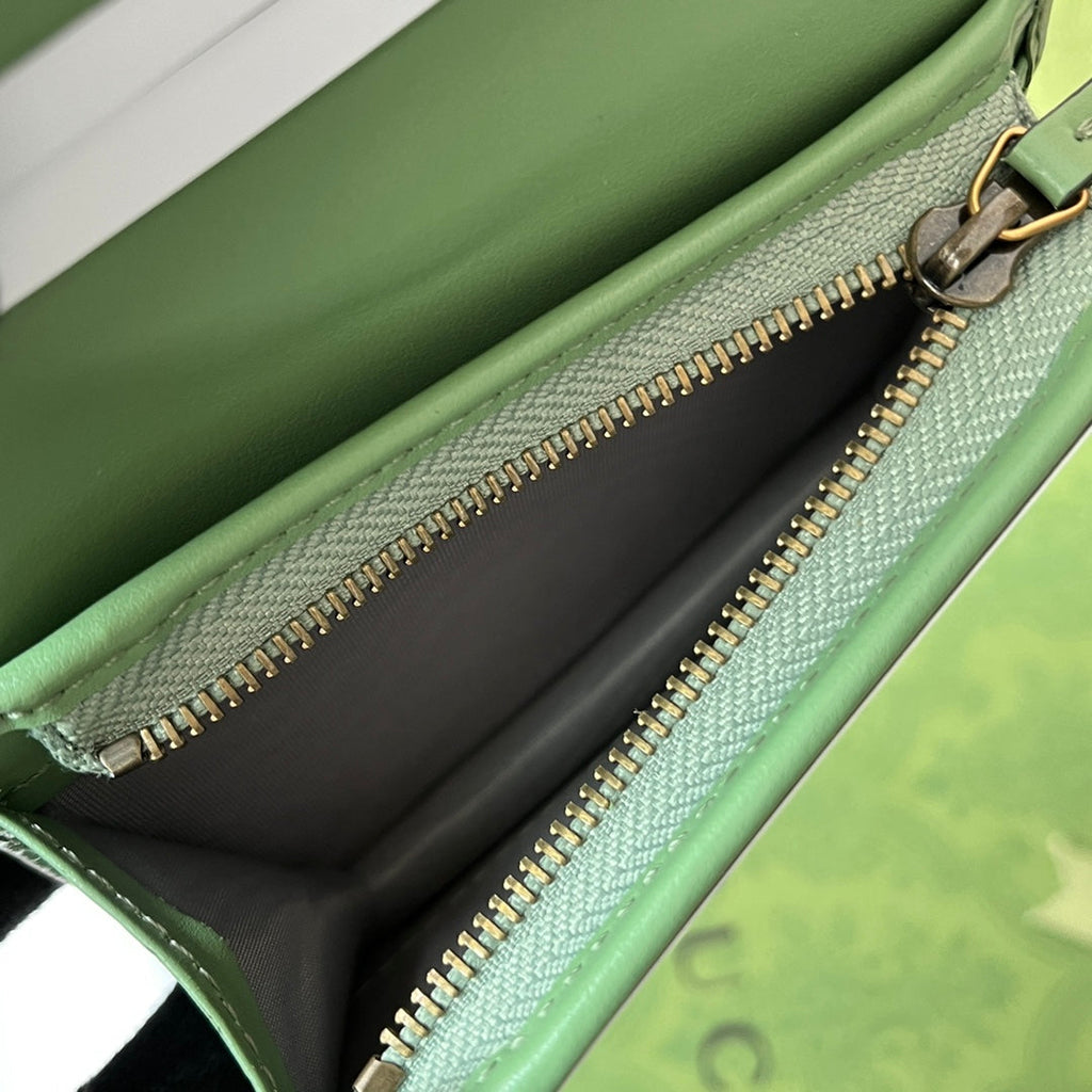 PORTEFEUILLE MATELASSÉ MARMONT 11 EN CUIR D'AGNEAU VERT CLAIR