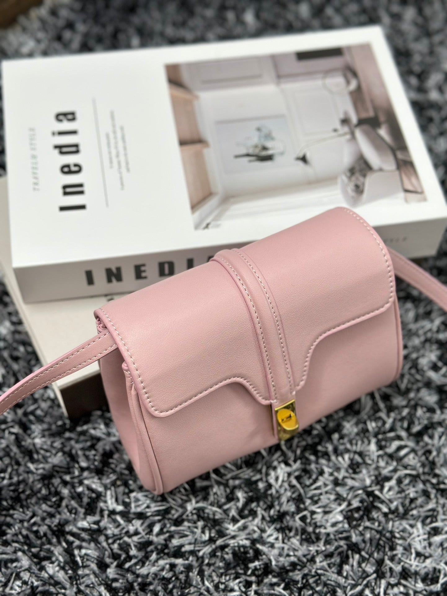 CLASSIC MINI 18 CUIR DE VEAU ROSE PASTEL