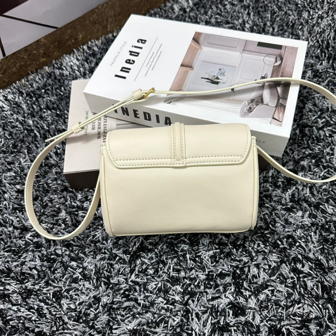 CLASSIQUE MINI 18 CUIR DE VEAU BLANC