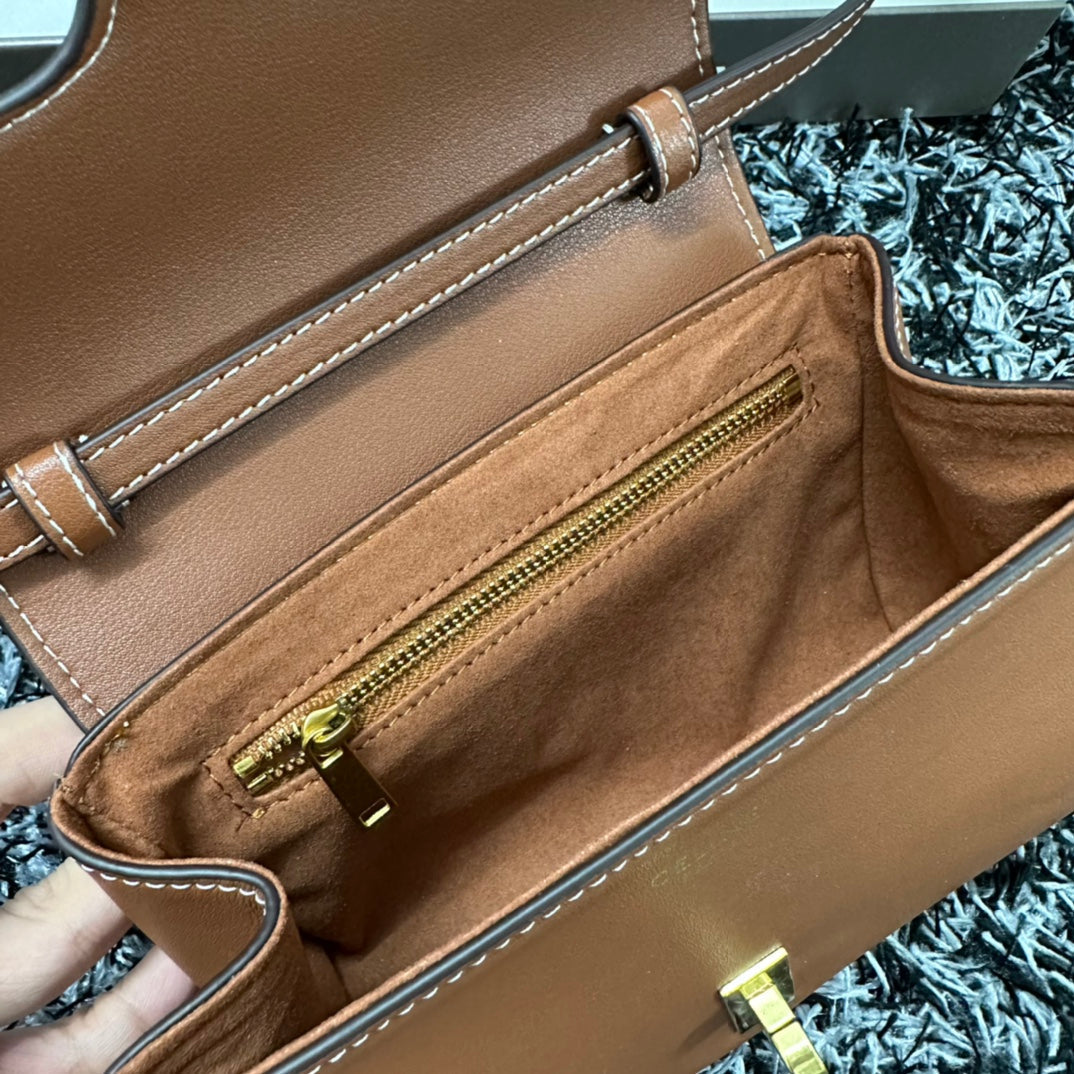 CLASSIC MINI 18 CUIR DE VEAU MARRON CANNELLE
