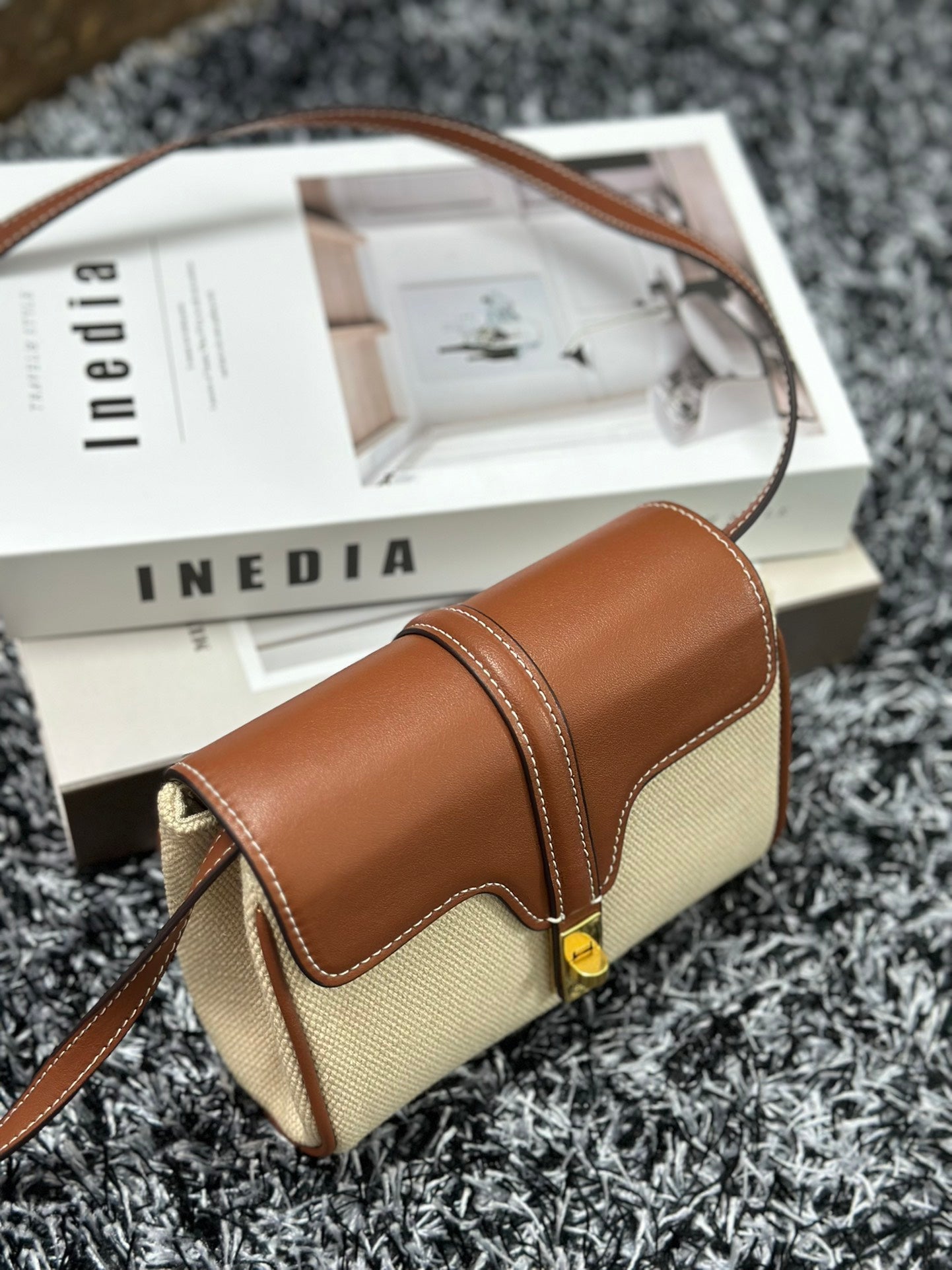 CLASSIC MINI 18 CUIR DE VEAU BLANC MARRON