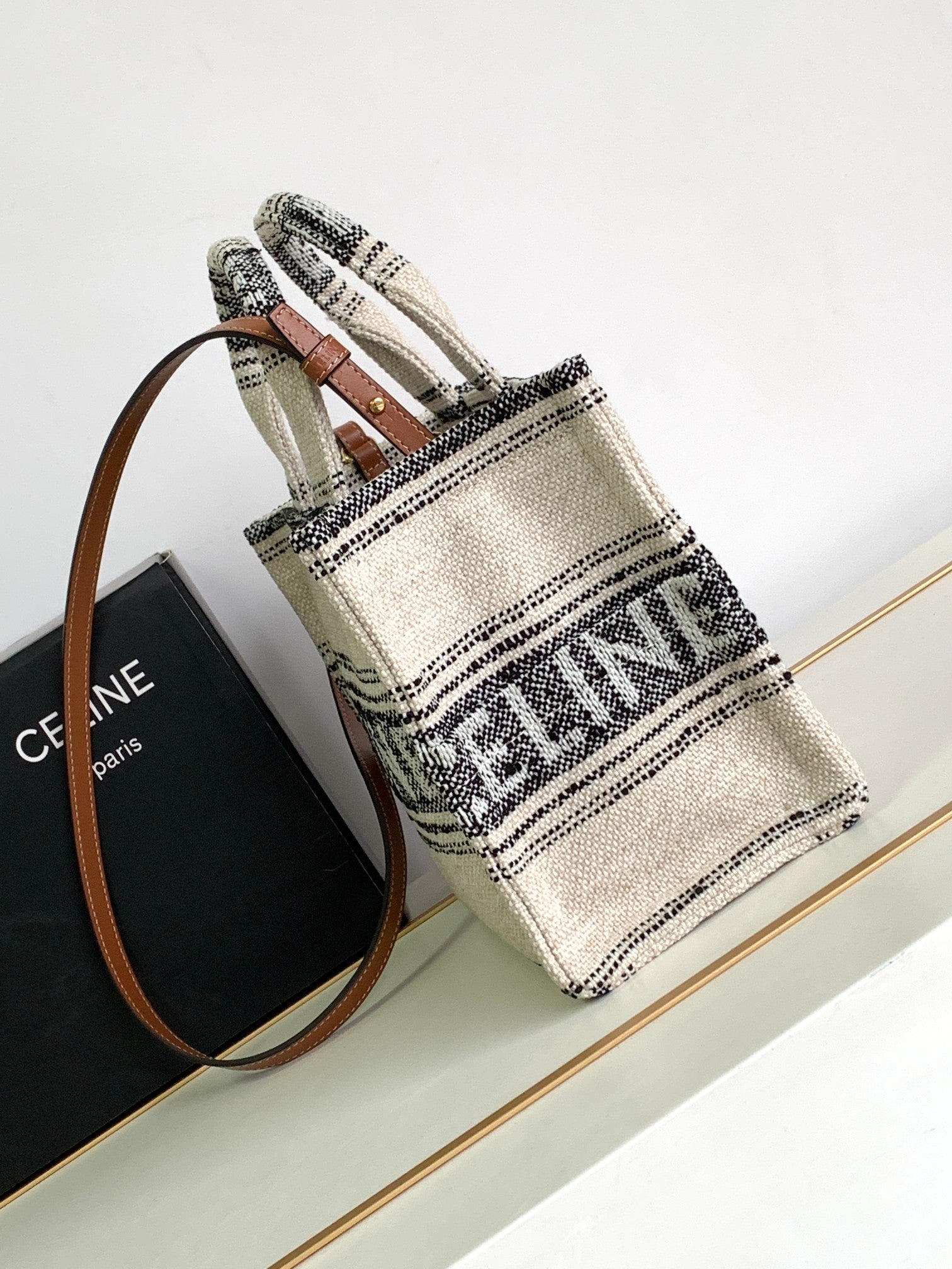 PETIT CABAS THAI 26 TEXTILE RAYÉ NOIR CRÈME