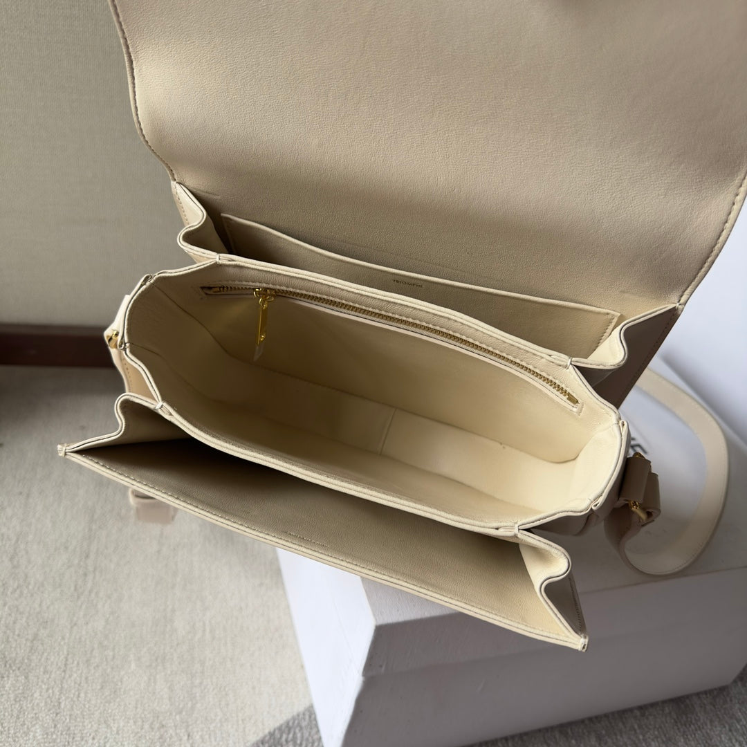 CLASSIQUE TRIOMPHE 22 CUIR DE VEAU CRÈME DORÉ