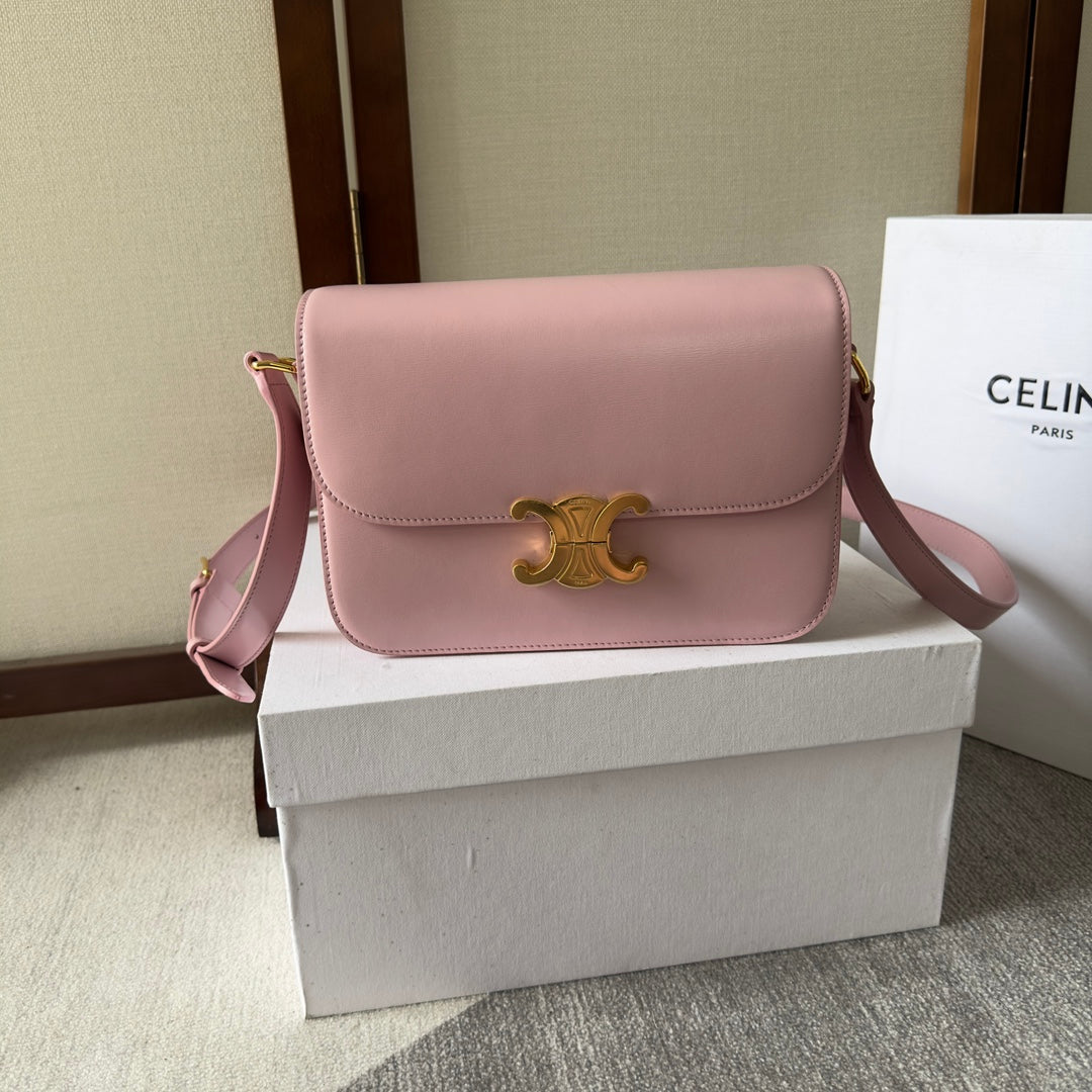 CLASSIQUE TRIOMPHE 22 VEAU ROSE QUINCAILLERIE OR