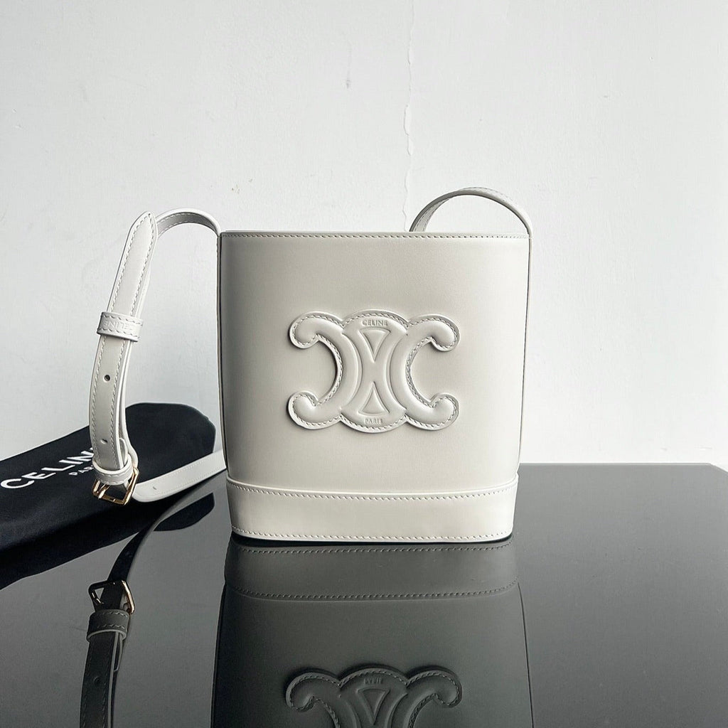 SAC SEAU CUIR TRIPHOME 19 EN CUIR DE VEAU LISSE BLANC