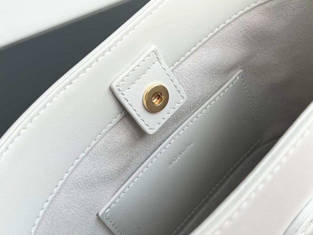 SAC SEAU CUIR TRIPHOME 19 EN CUIR DE VEAU LISSE BLANC