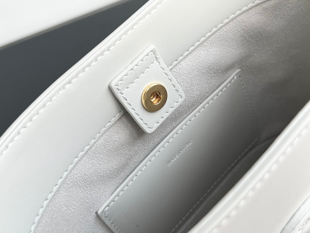 SAC SEAU CUIR TRIPHOME 19 EN CUIR DE VEAU LISSE BLANC