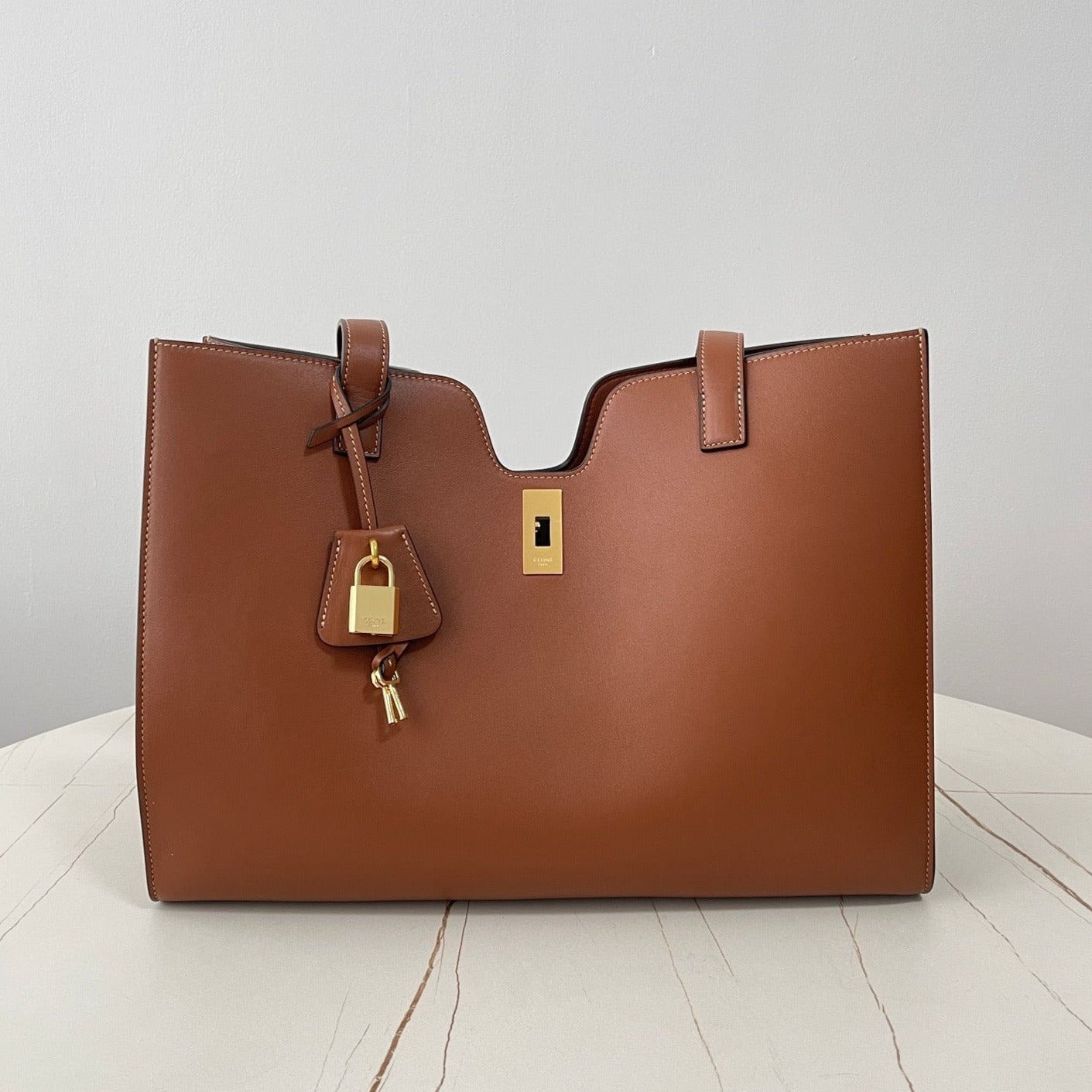 CABAS 16 37CM ​​CUIR DE VEAU TAN