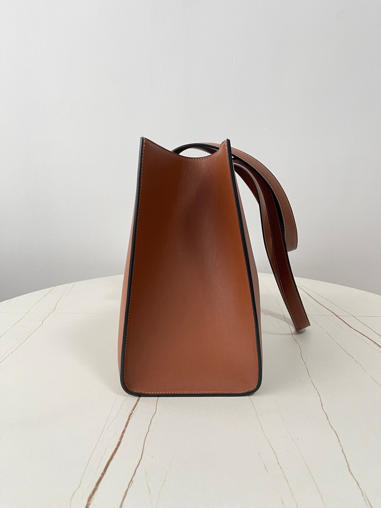 CABAS 16 37CM ​​CUIR DE VEAU TAN