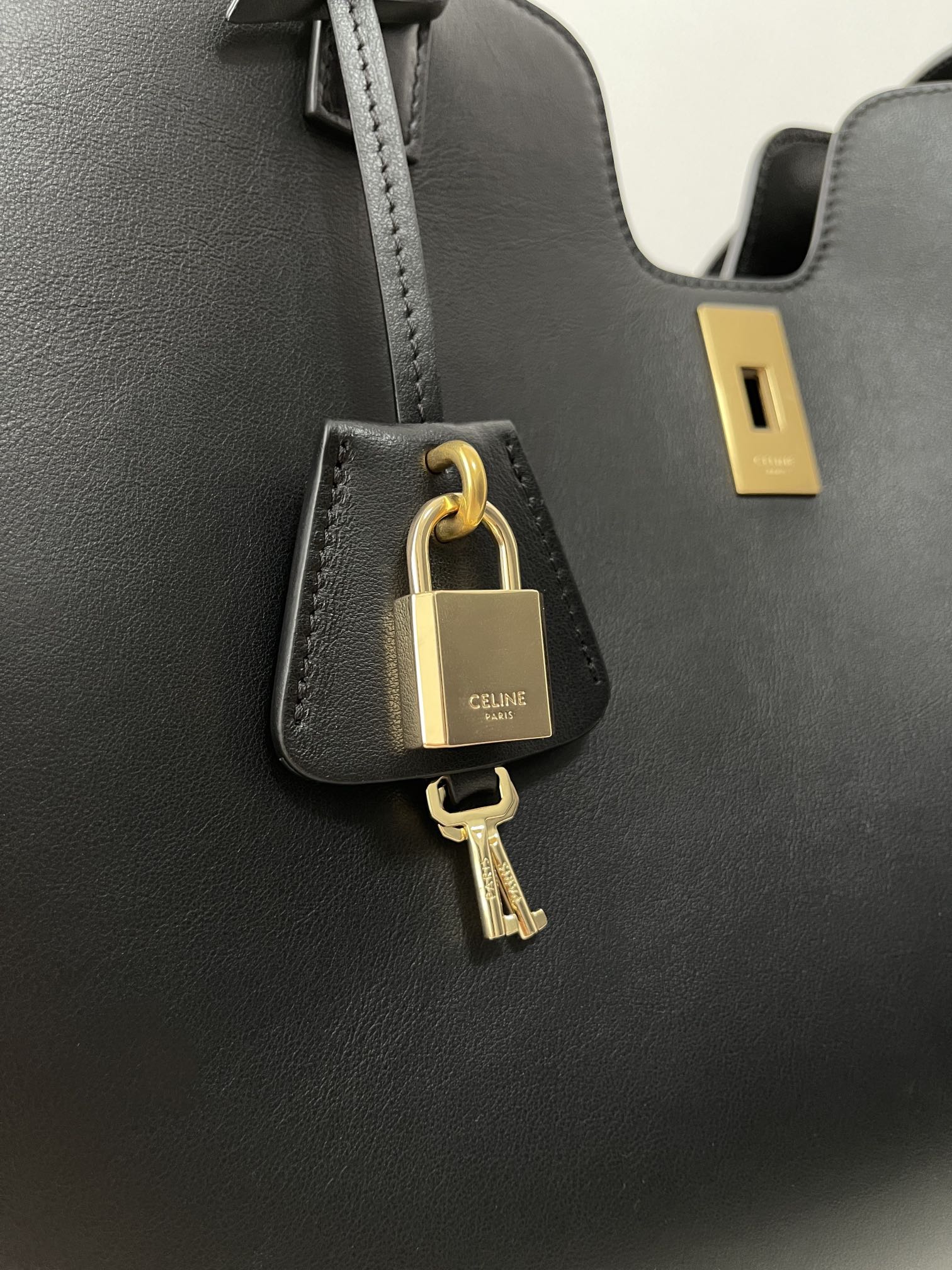 CABAS 16 37CM ​​CUIR DE VEAU NOIR