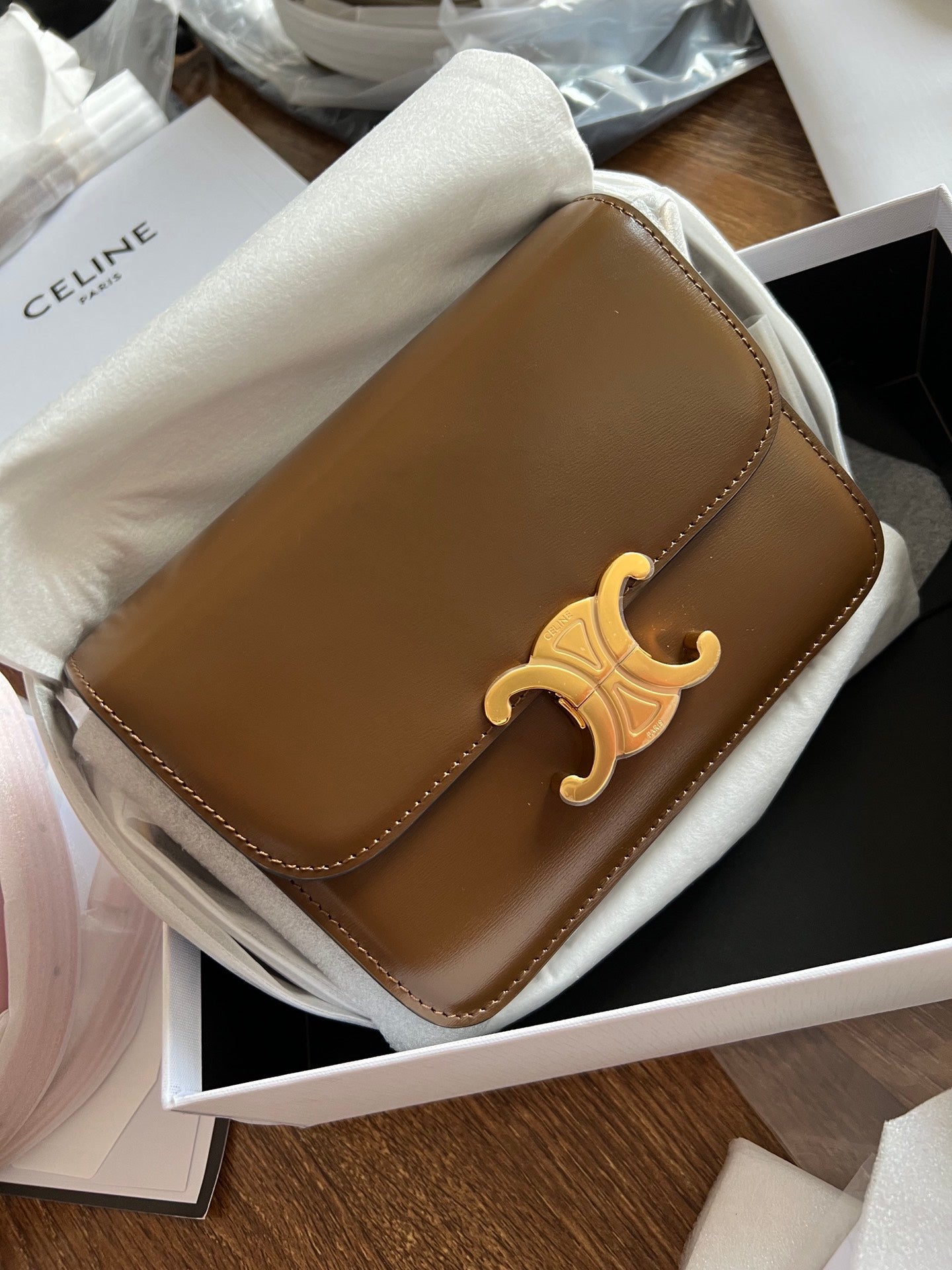 TEEN TRIOMPHE 18 CUIR DE VEAU MARRON FONCÉ ACIER DORÉ