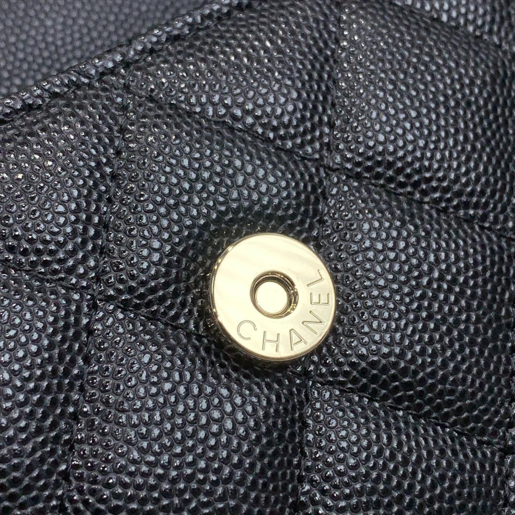 23P FLAP BAG 19CM BLACK CAVIAR GOLD HARDWARE