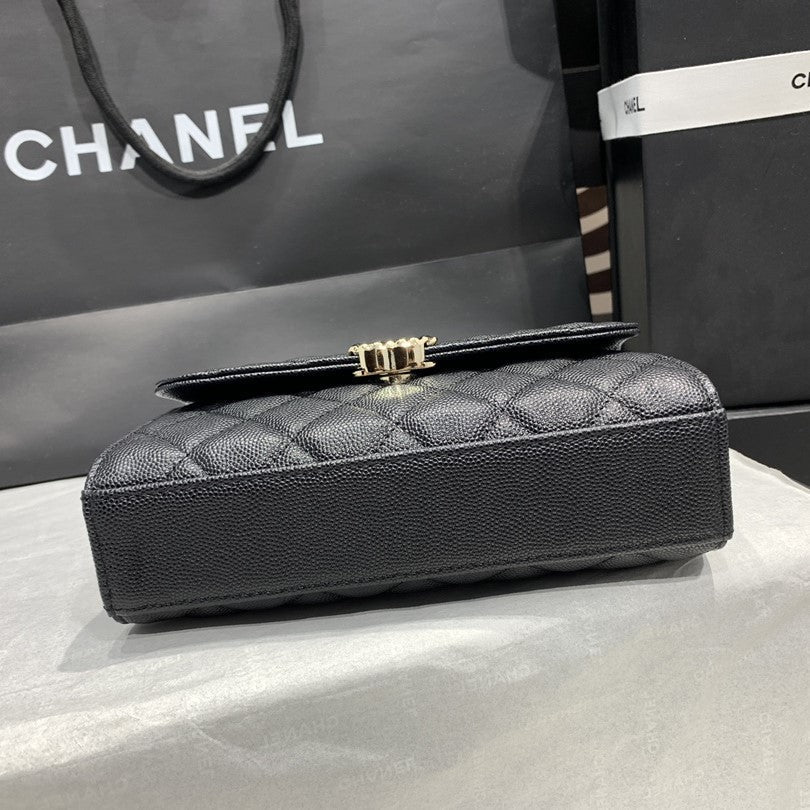 23P FLAP BAG 19CM BLACK CAVIAR GOLD HARDWARE