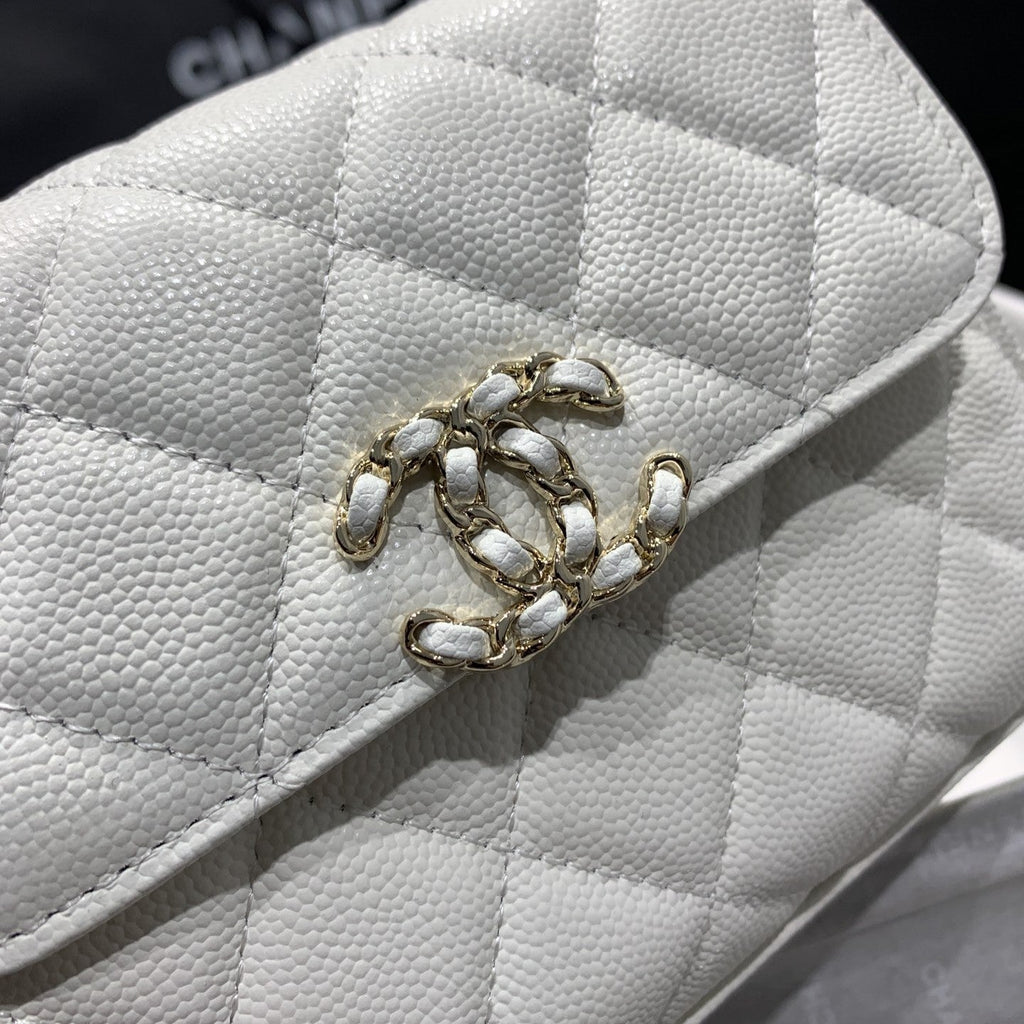 23P FLAP BAG 15CM WHITE CAVIAR GOLD HARDWARE