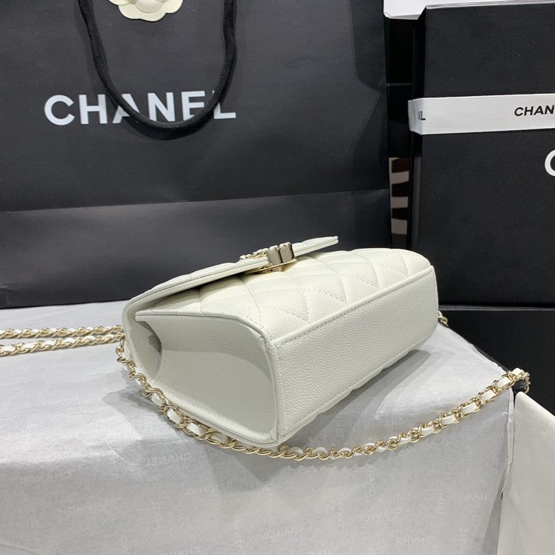 23P FLAP BAG 15CM WHITE CAVIAR GOLD HARDWARE