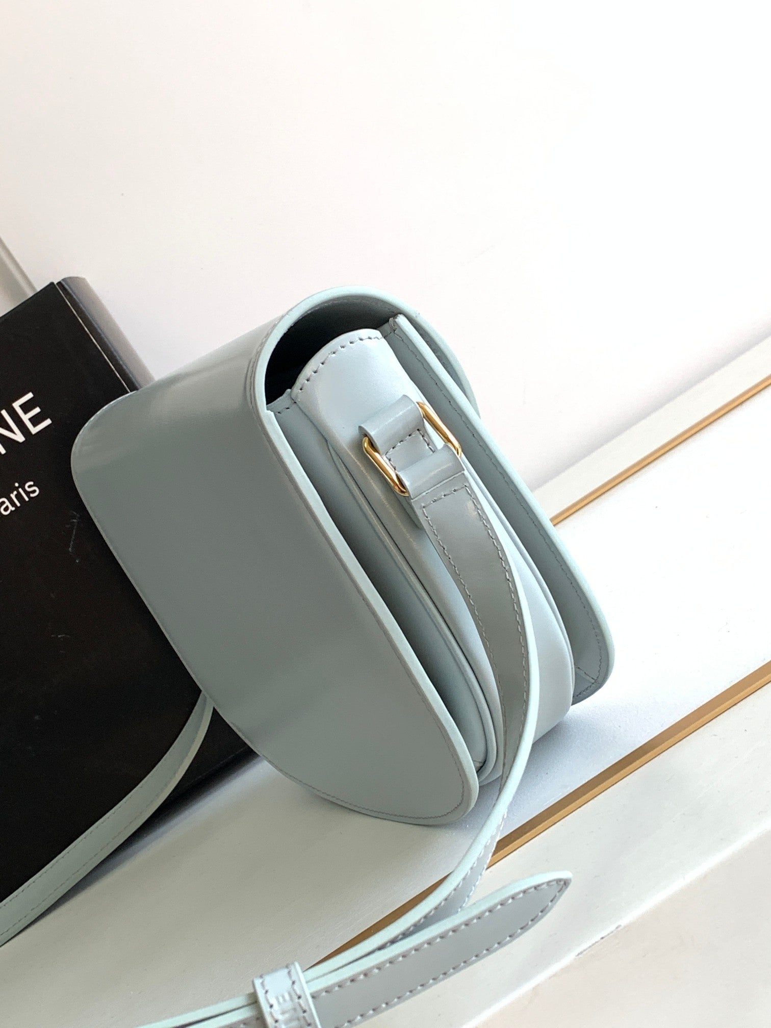 TEEN BESACE TRIOMPHE 18.5 CUIR DE VEAU BLEU NUAGE