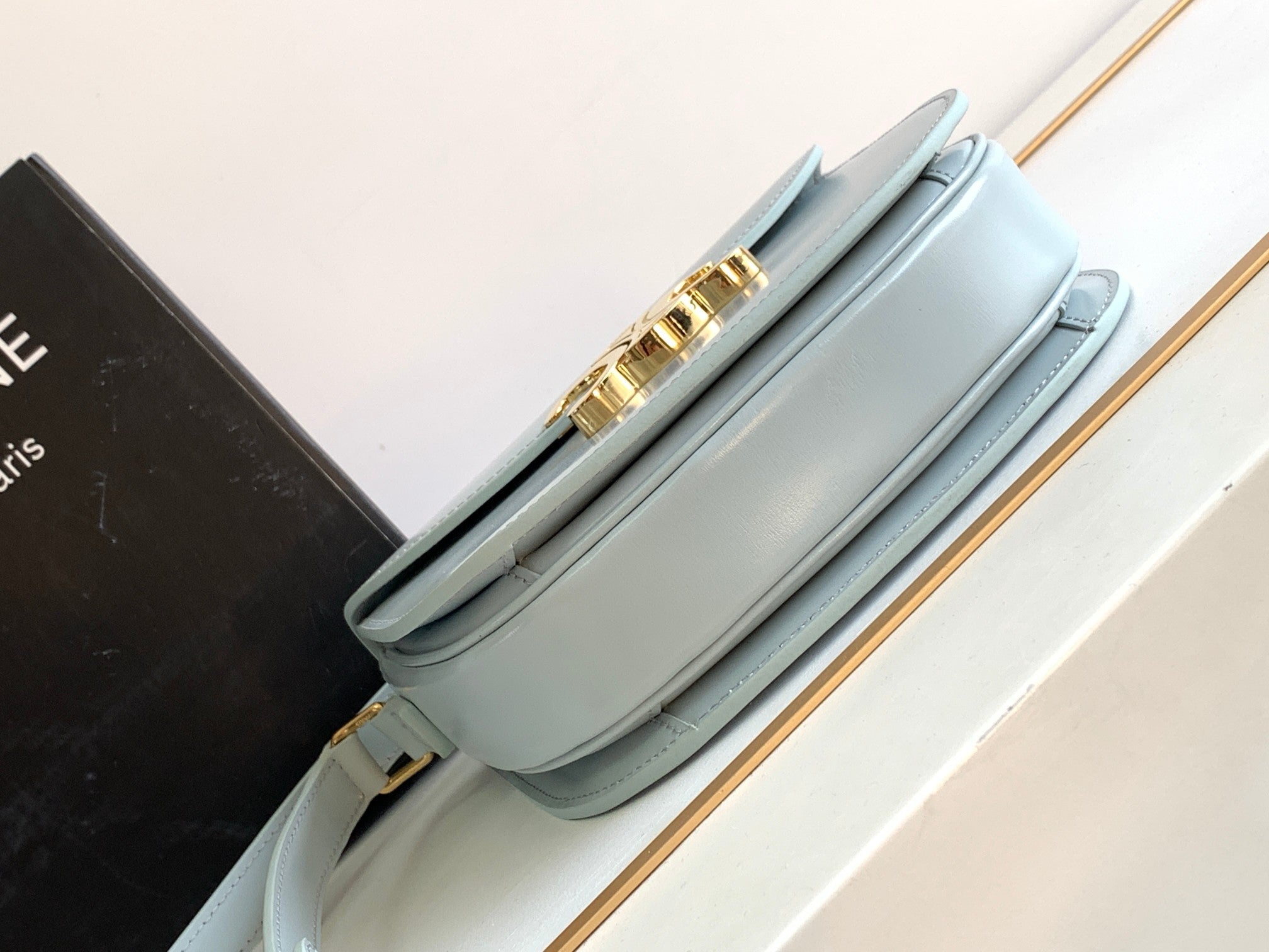 TEEN BESACE TRIOMPHE 18.5 CUIR DE VEAU BLEU NUAGE