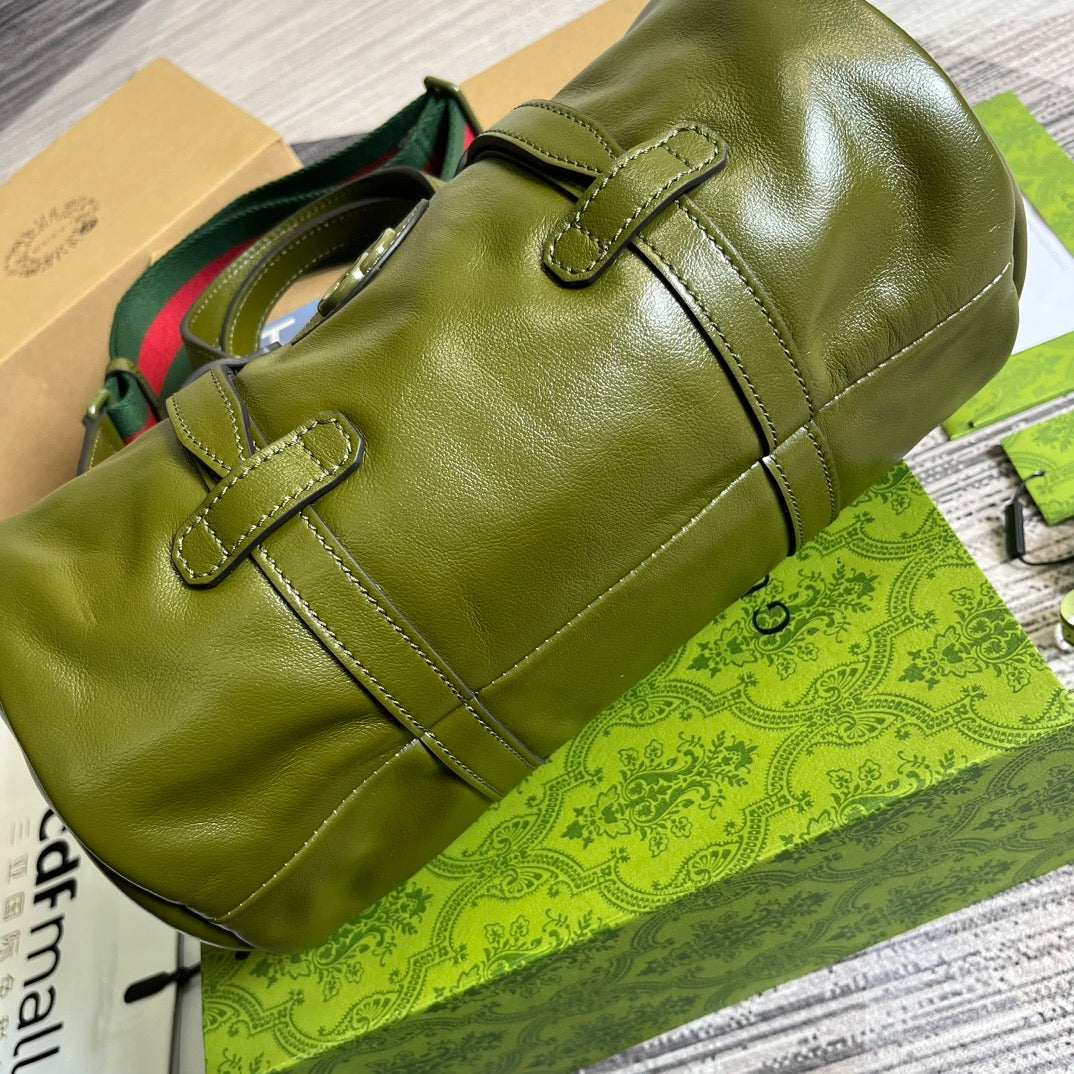 SAC DE VOYAGE GG PETIT 28 EN CUIR DE VEAU SOLIDE VERT MOUSSE