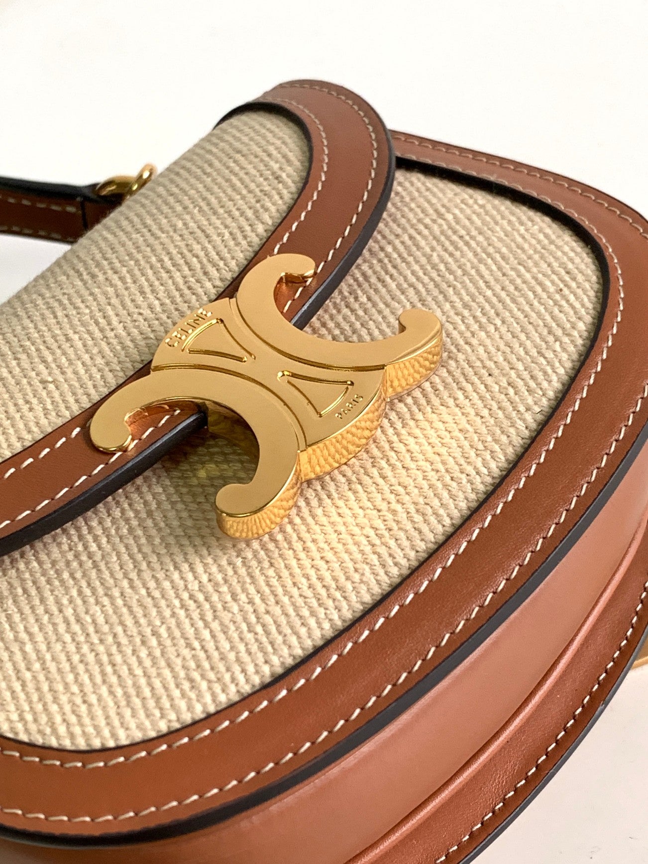BESACE CHAÎNE ADOLESCENT TRIOMPHE 15,5CM TEXTILE ET CUIR DE VEAU TAN