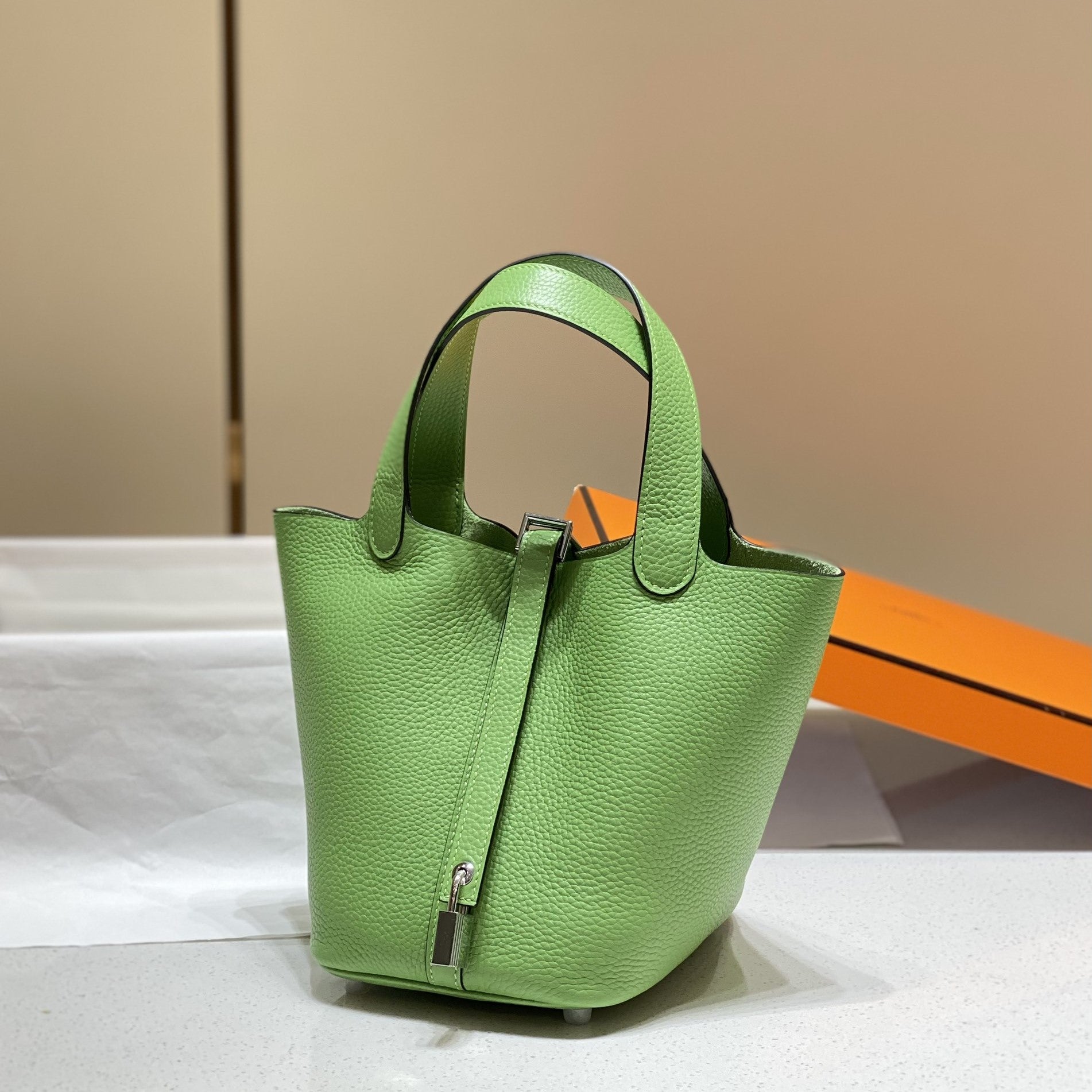 ÉCLUSE PICOTIN 18 VERT TOGO SHW