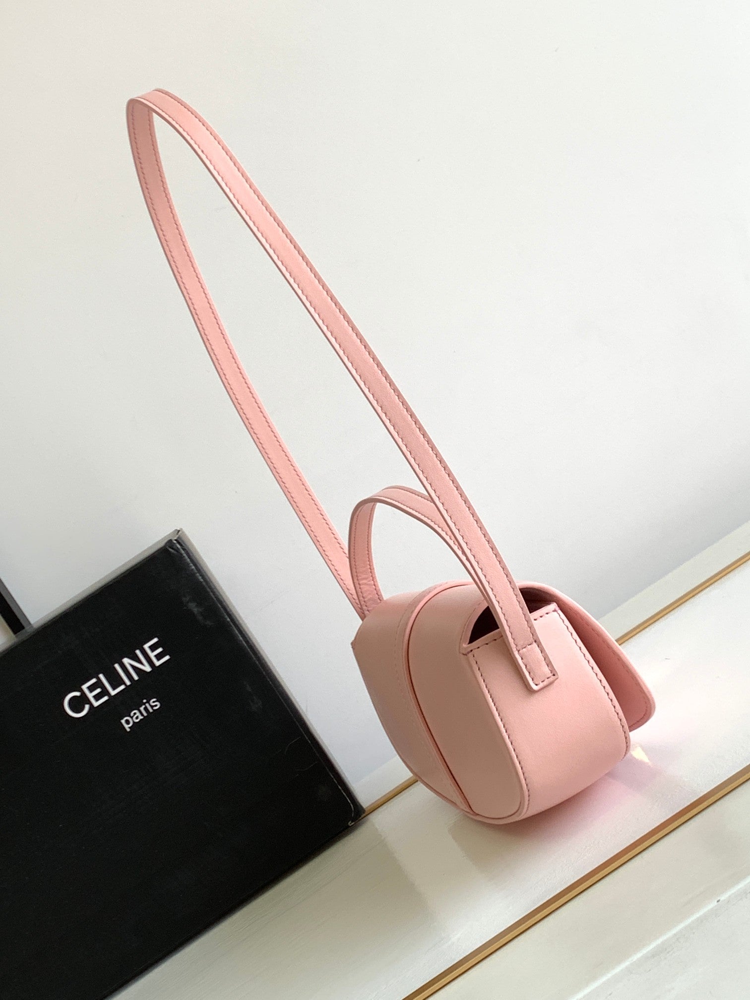 MINI POCHETTE TABOU 18 CUIR DE VEAU ROSE SAKURA