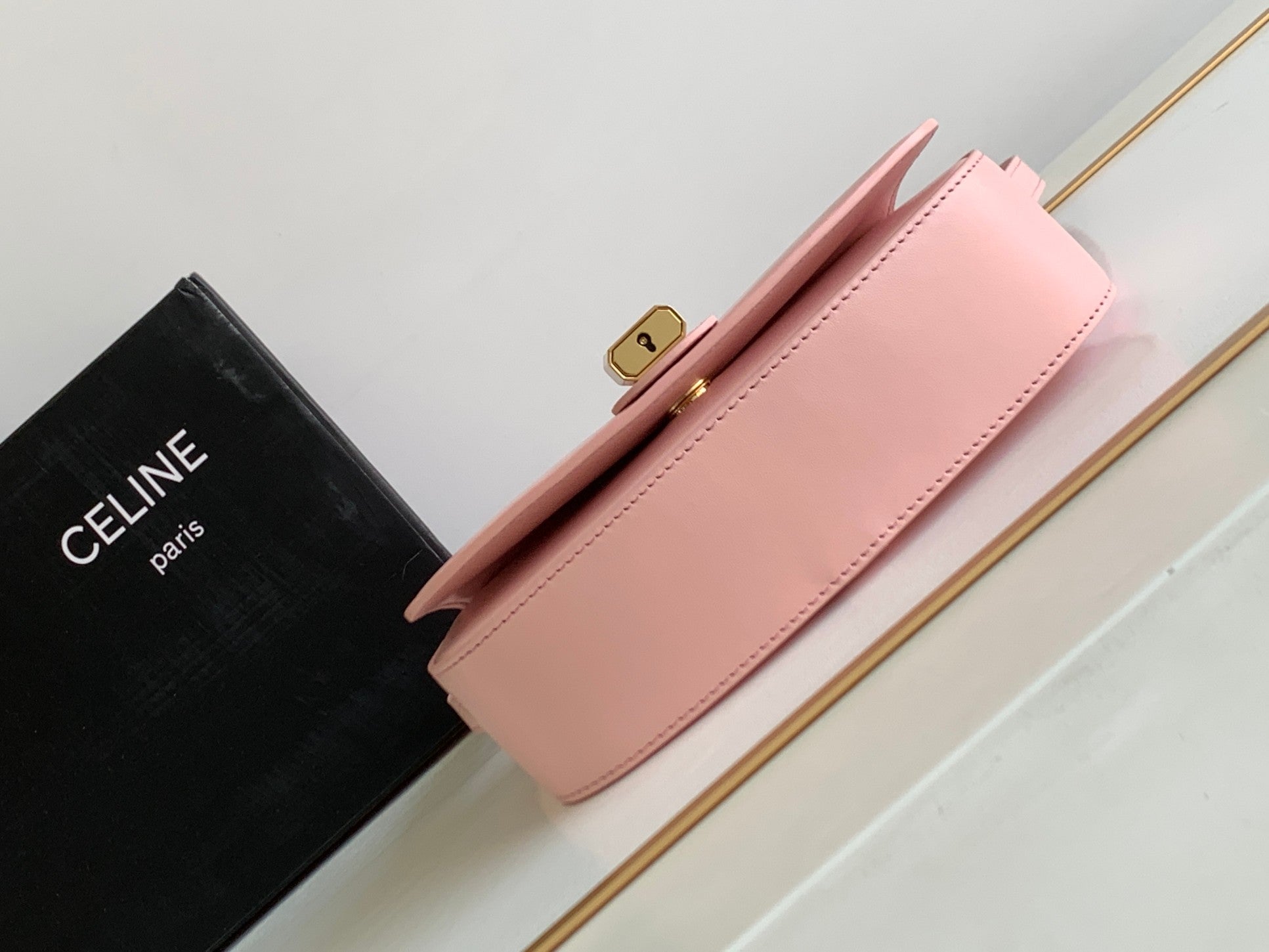 MINI POCHETTE TABOU 18 CUIR DE VEAU ROSE SAKURA
