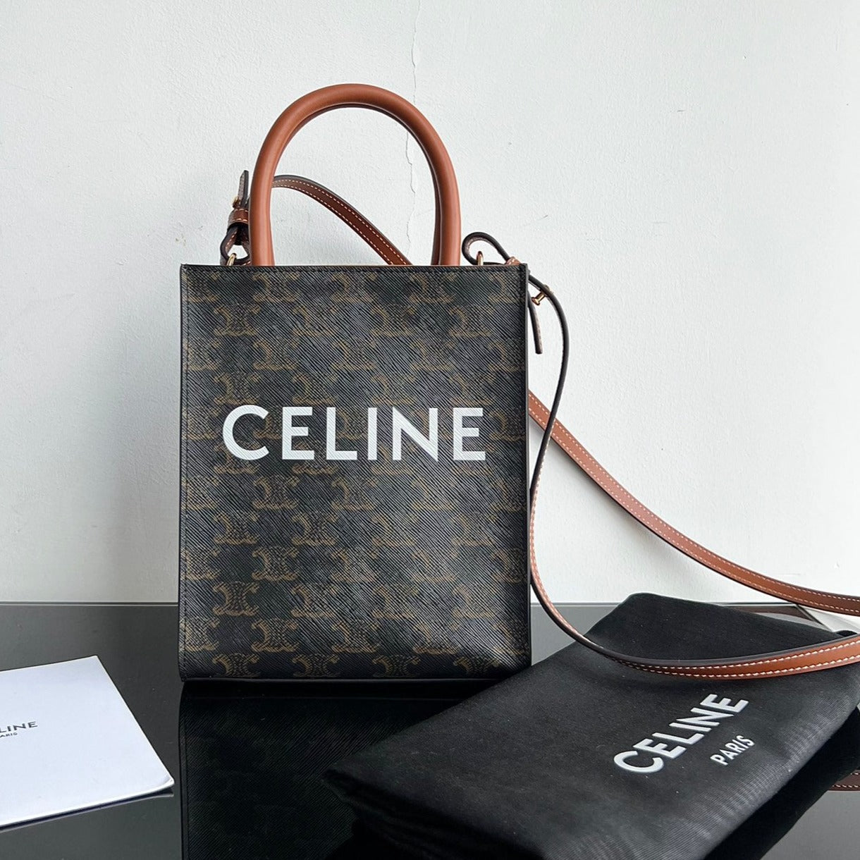 SAC CABAS TRIOMPHE 21 EN CUIR DE VEAU NOIR