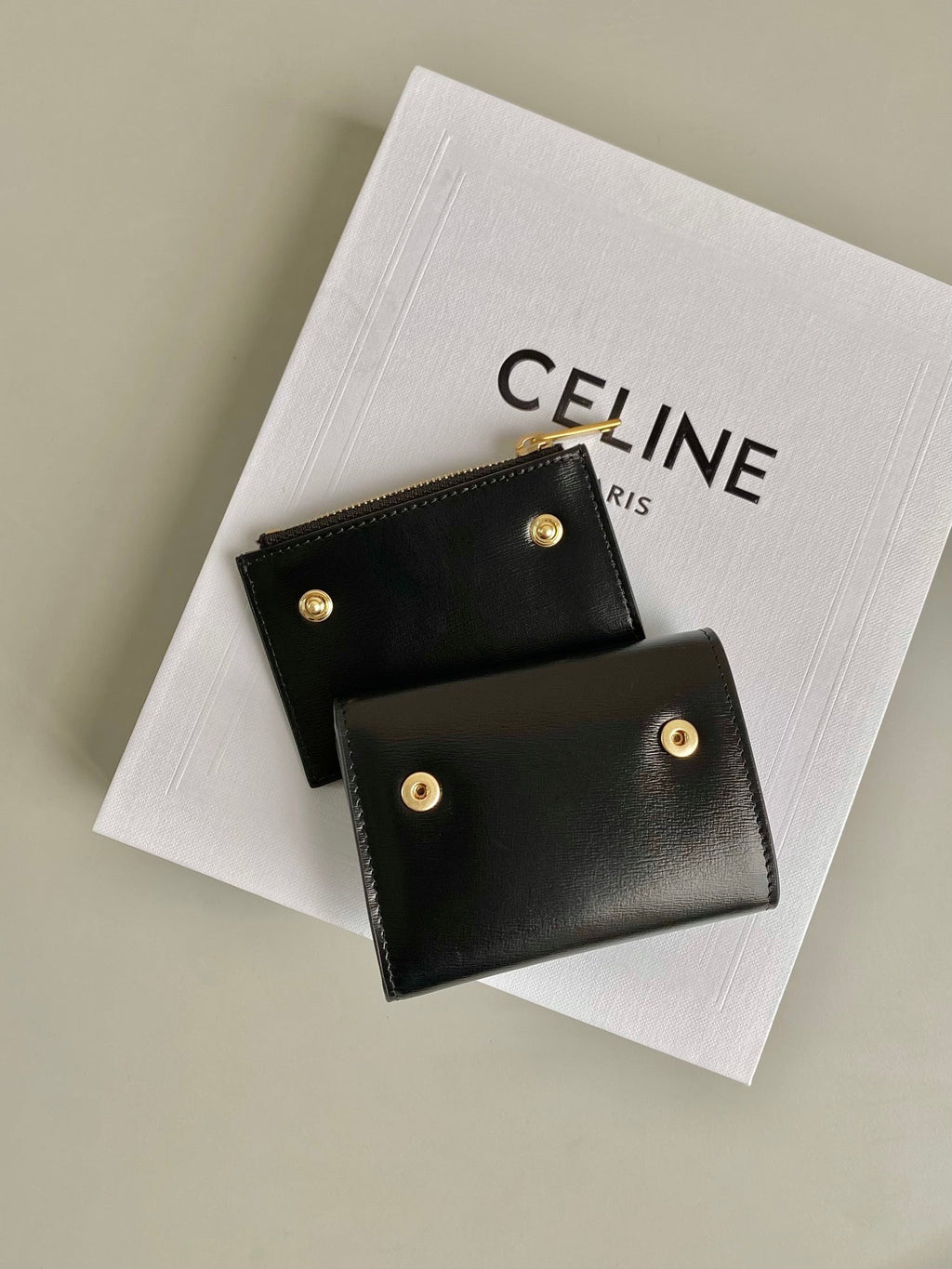 PORTEFEUILLE TRIPHOME 9 DEUX EN UN EN CUIR DE VEAU NOIR