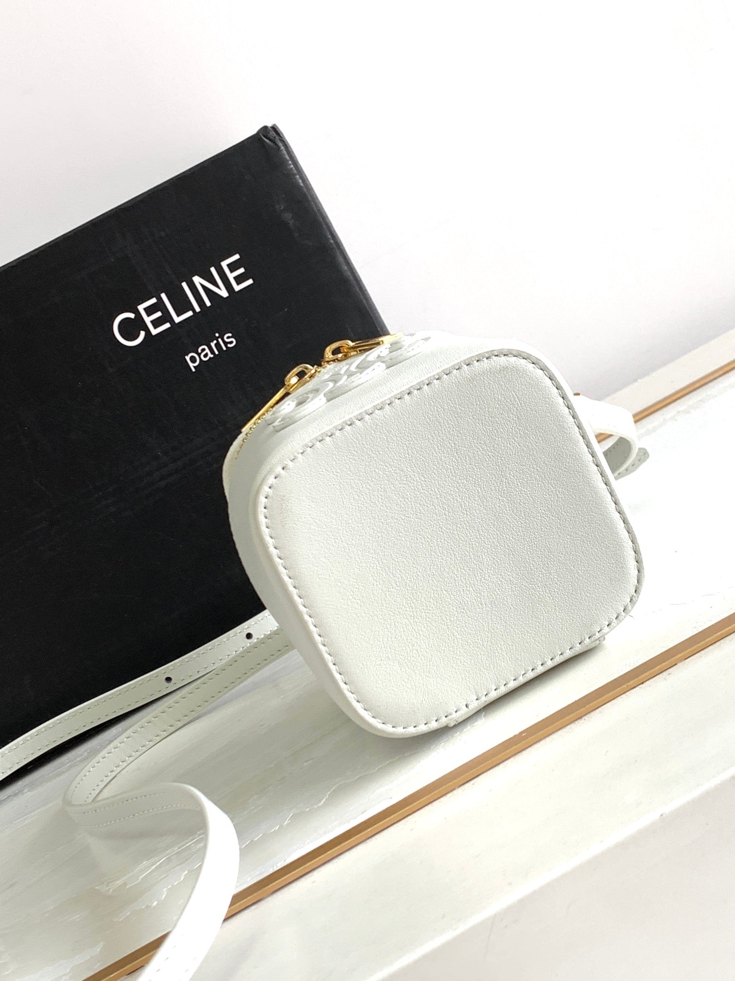 MINI VANITY CASE TRIOMPHE CUIR DE VEAU BLANC