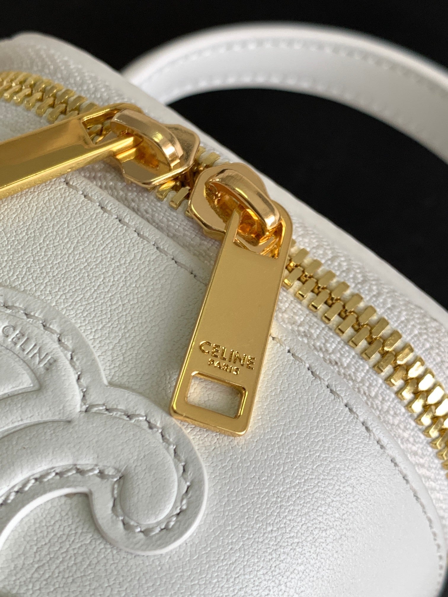 MINI VANITY CASE TRIOMPHE CUIR DE VEAU BLANC