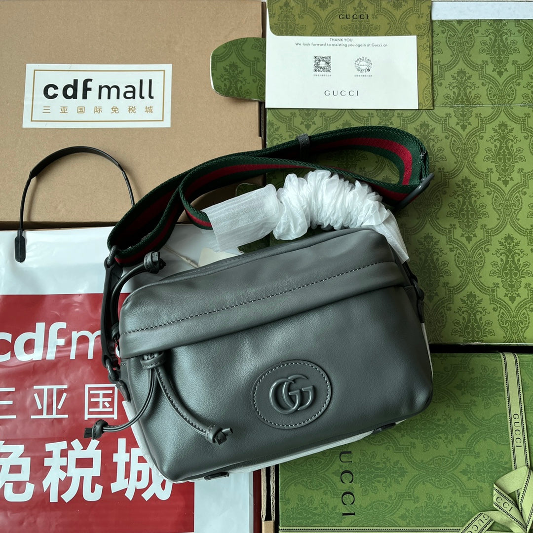 SAC BANDOULIÈRE 23 EN CUIR DE VEAU GRIS