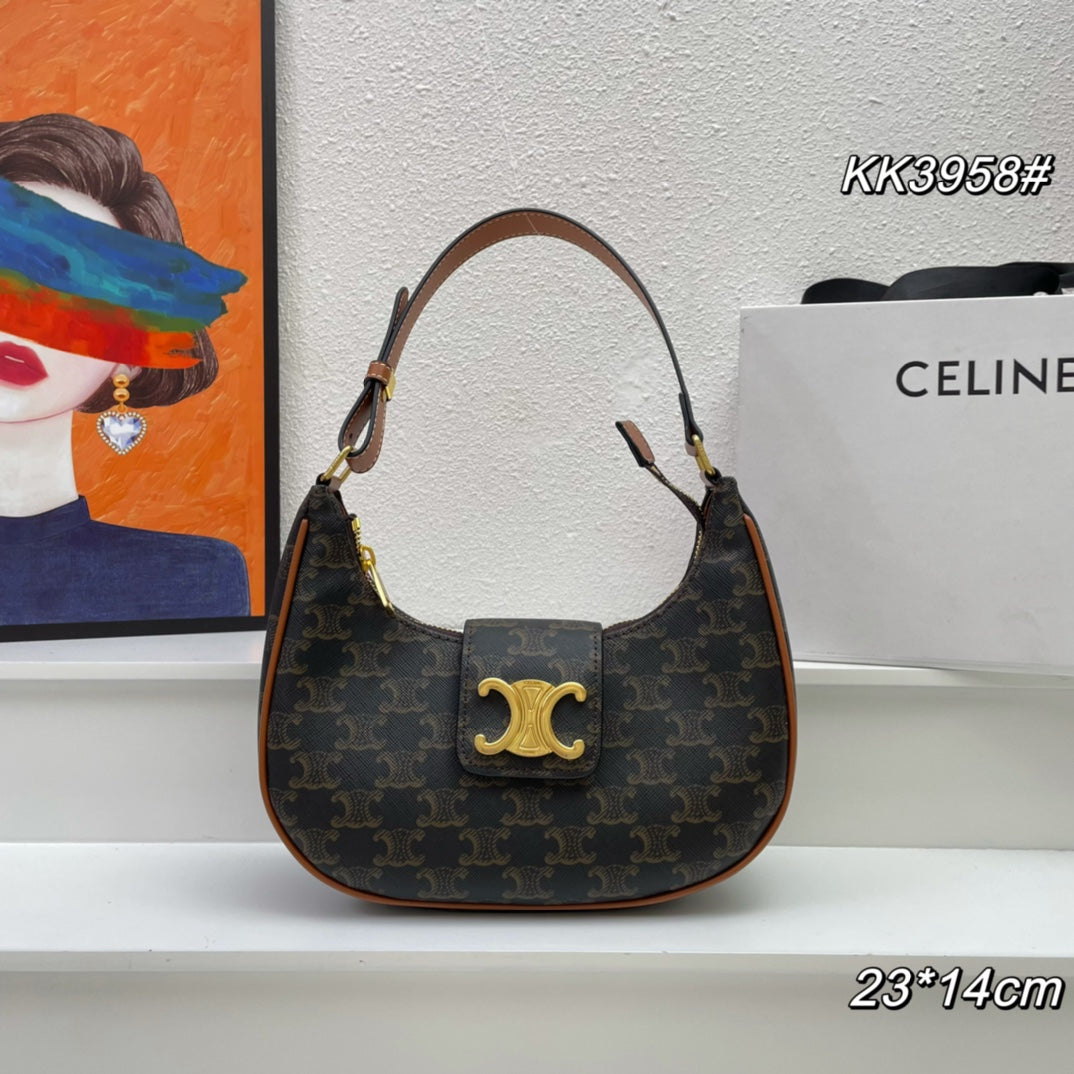 23 SAC EN CUIR DE VEAU MOTIF NOIR