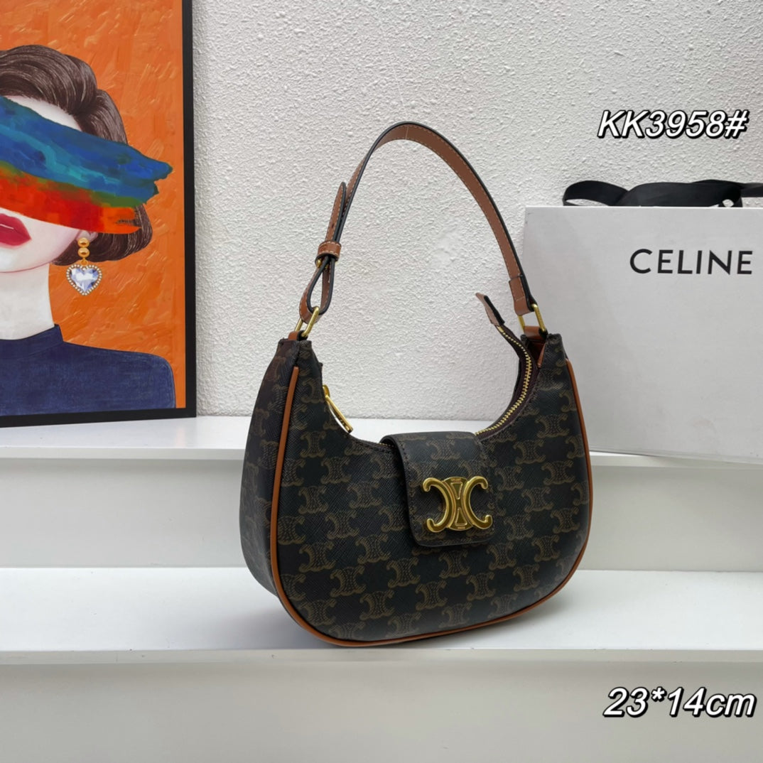 23 SAC EN CUIR DE VEAU MOTIF NOIR