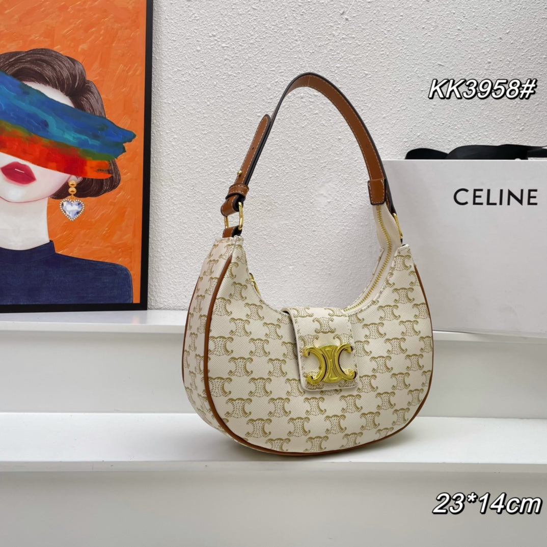 23 SAC EN CUIR DE VEAU BLANC CARO