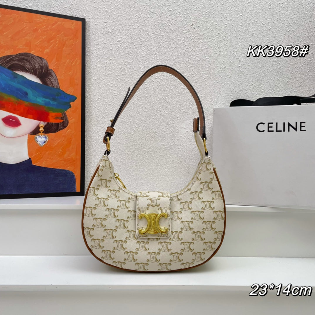 23 SAC EN CUIR DE VEAU BLANC CARO