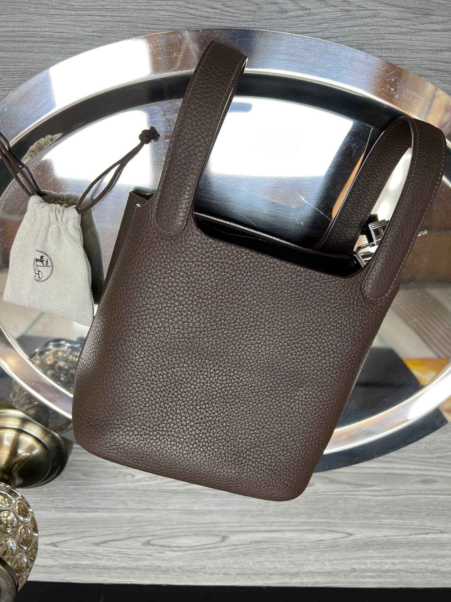 HM PICOTIN LOCK 18 CUIR TOGO CHOCOLAT