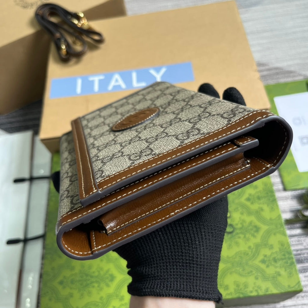 Pochette GG 20 à fermoir en toile beige et cuir de veau marron