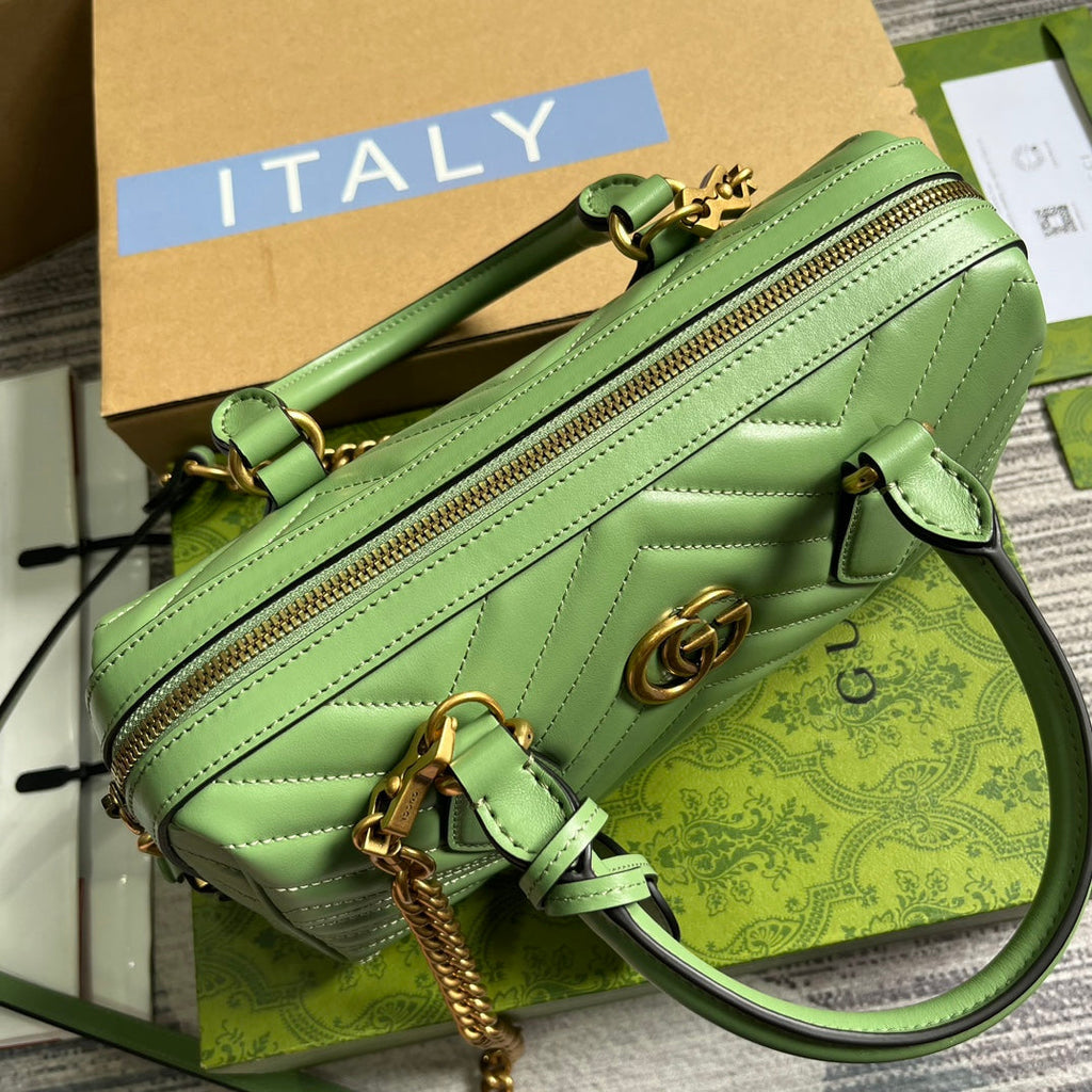 SAC À MAIN GG MARMONT MATELASSE 27 EN CUIR DE VEAU VERT CLAIR