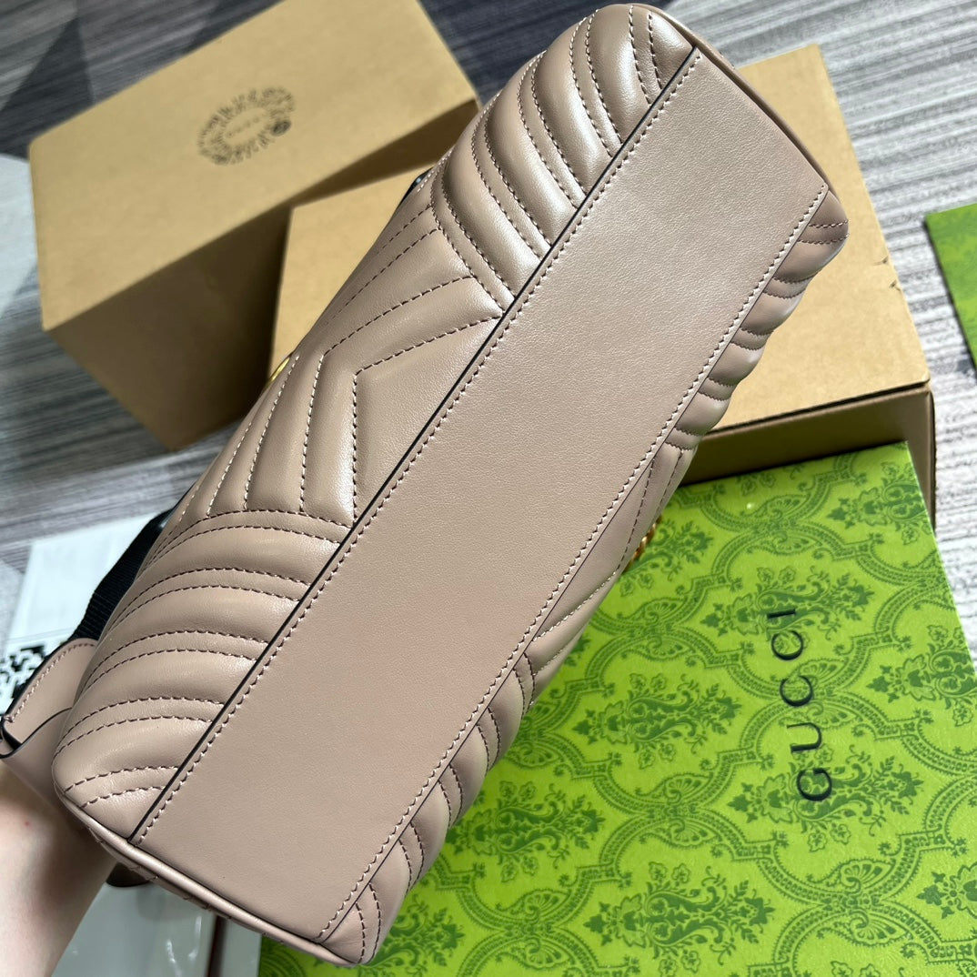 SAC À MAIN GG MARMONT MATELASSE 27 EN CUIR DE VEAU BEIGE