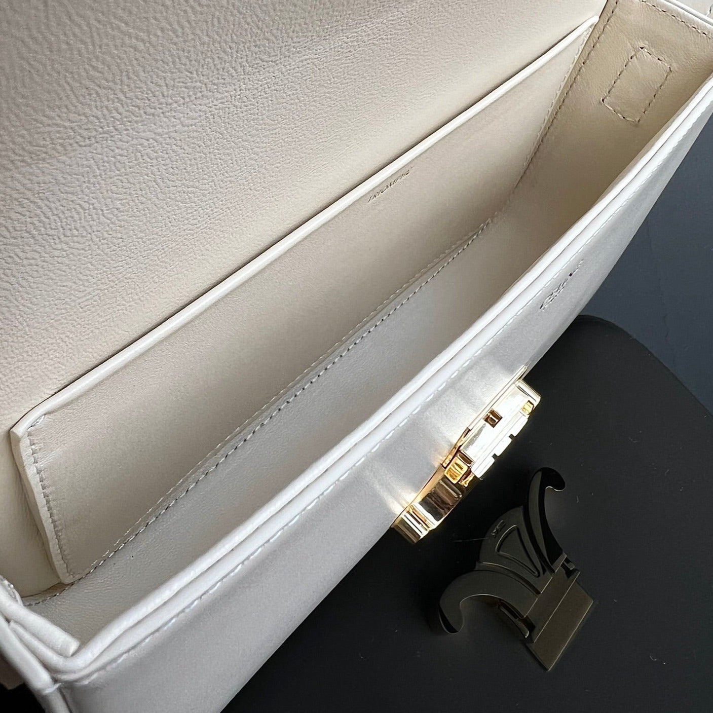 TRIOMPHE 20 CUIR DE VEAU BLANC CRÈME