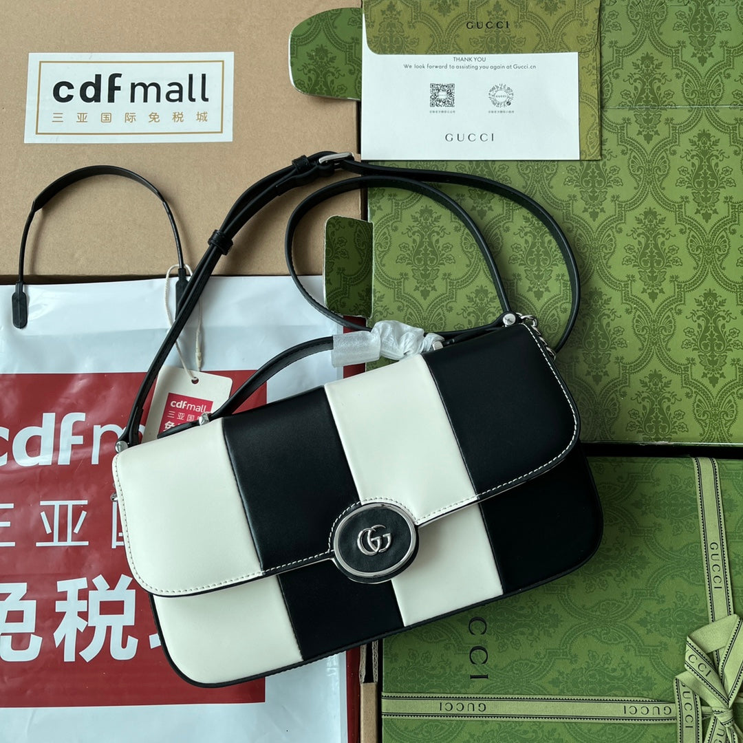 PETIT SAC À BANDOULIÈRE 27 EN CUIR DE VEAU NOIR ET BLANC