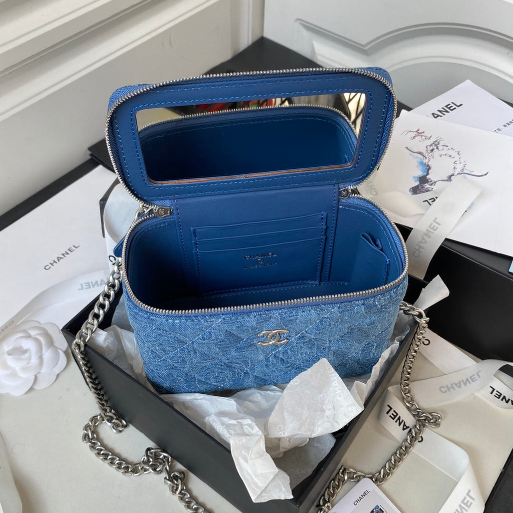 23P VANITY 17CM DENIM SILVER HARDWARE